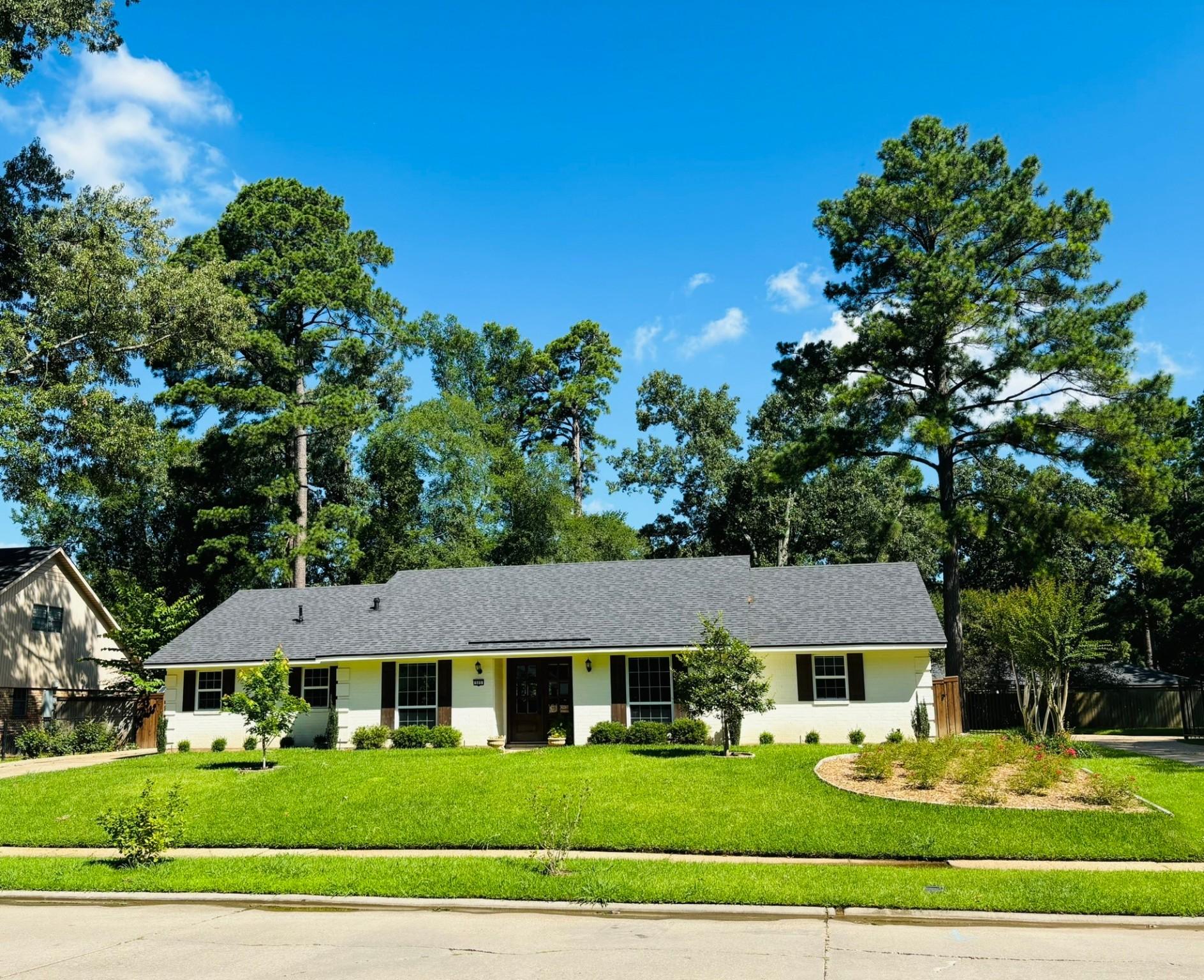 Dumbarton Dr, Shreveport, LA 71106