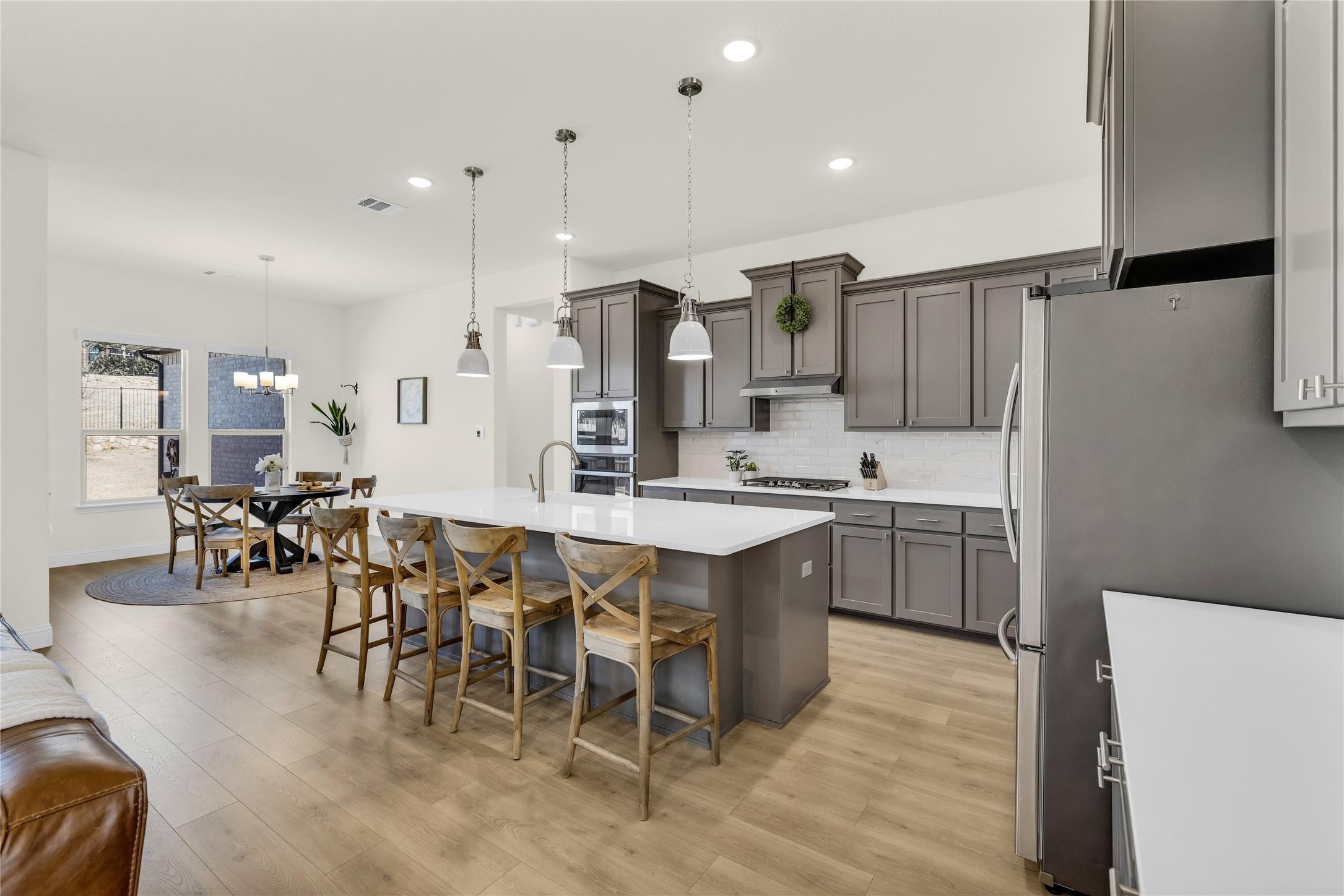 Ravine Ridge Ct, Roanoke, TX 76262