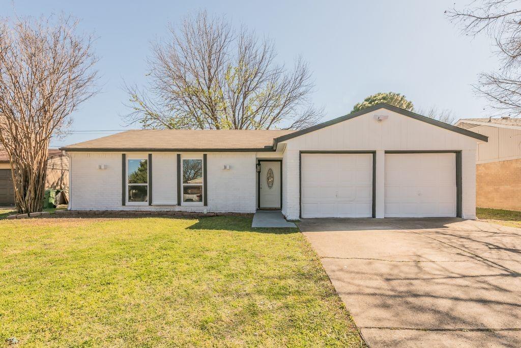 Bonner Ln, Arlington, TX 76014