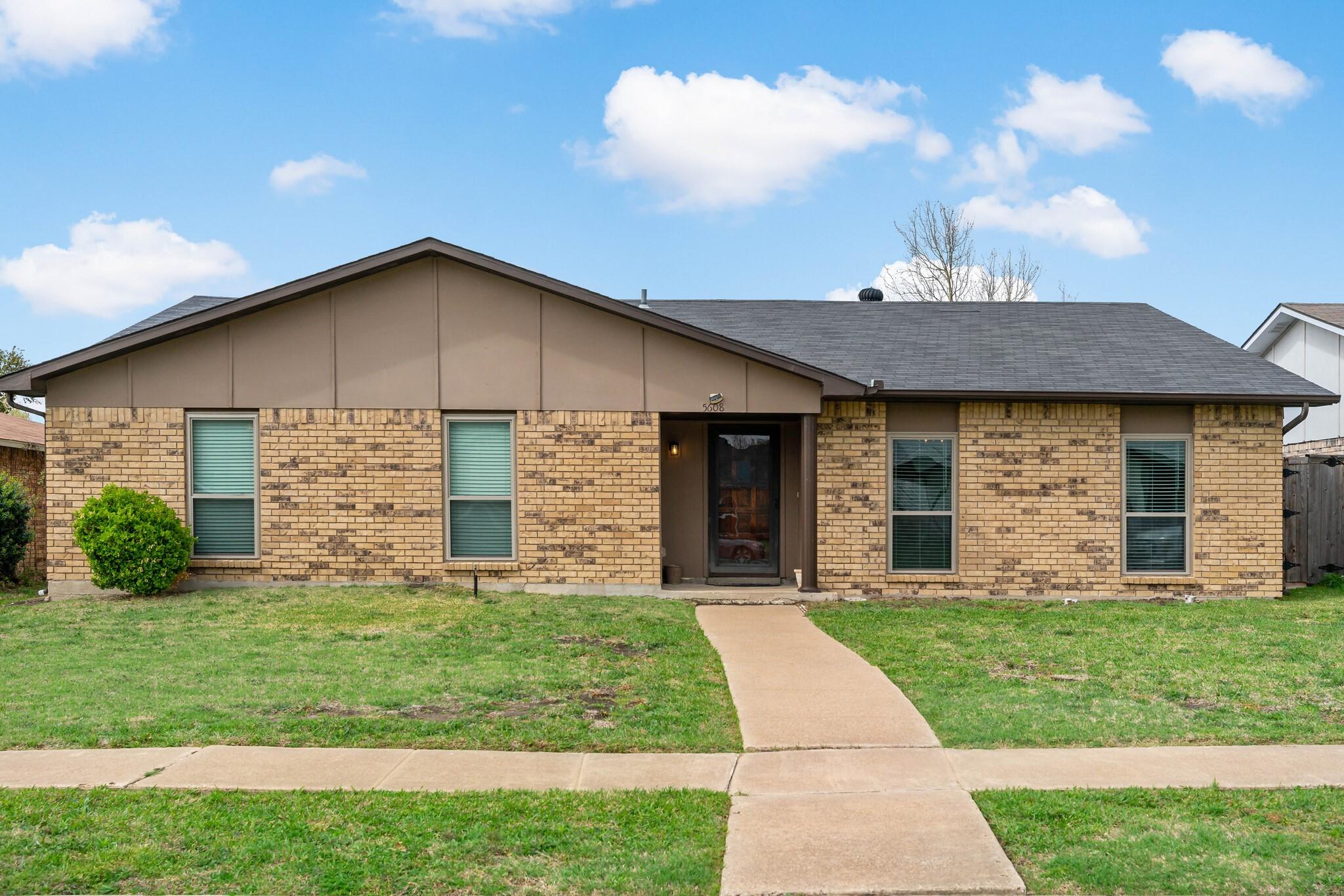 Twitty St, The Colony, TX 75056
