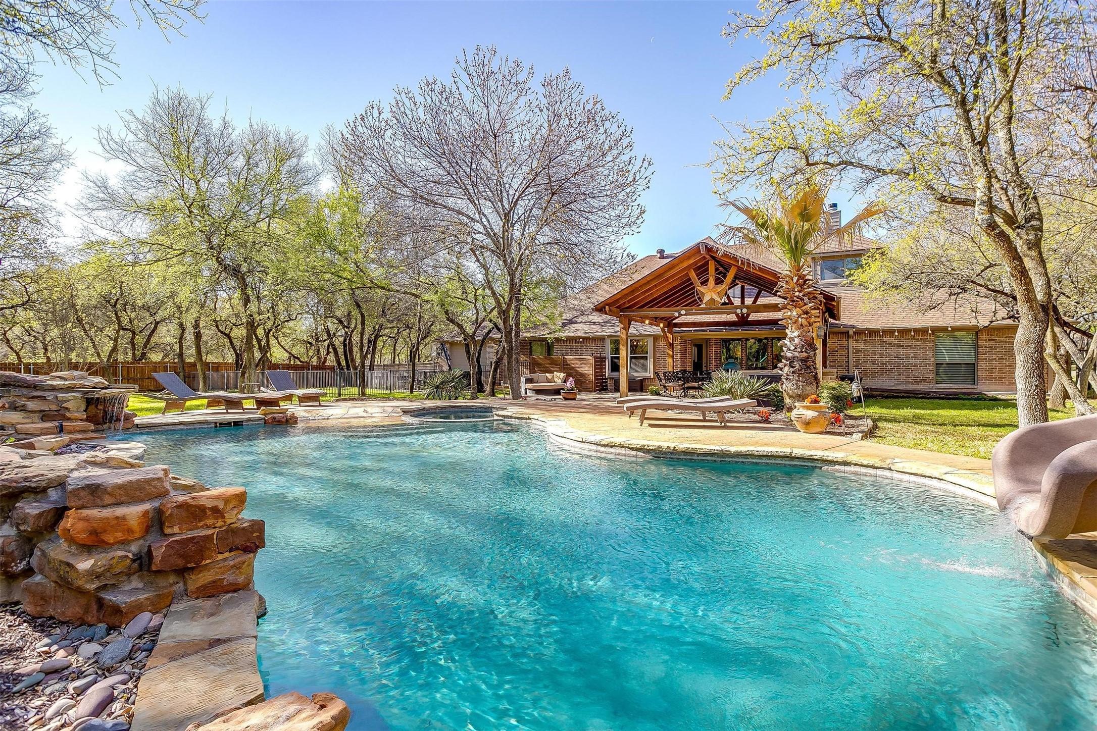 Sea Turtle Way, Fort Worth, TX 76135