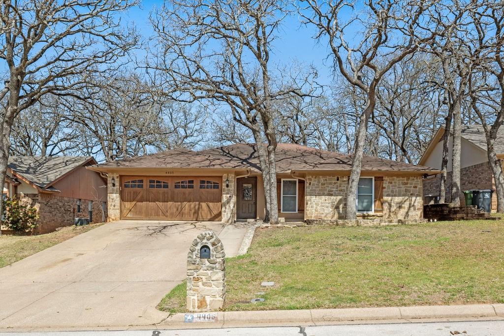 Montpelier Ct, Arlington, TX 76017