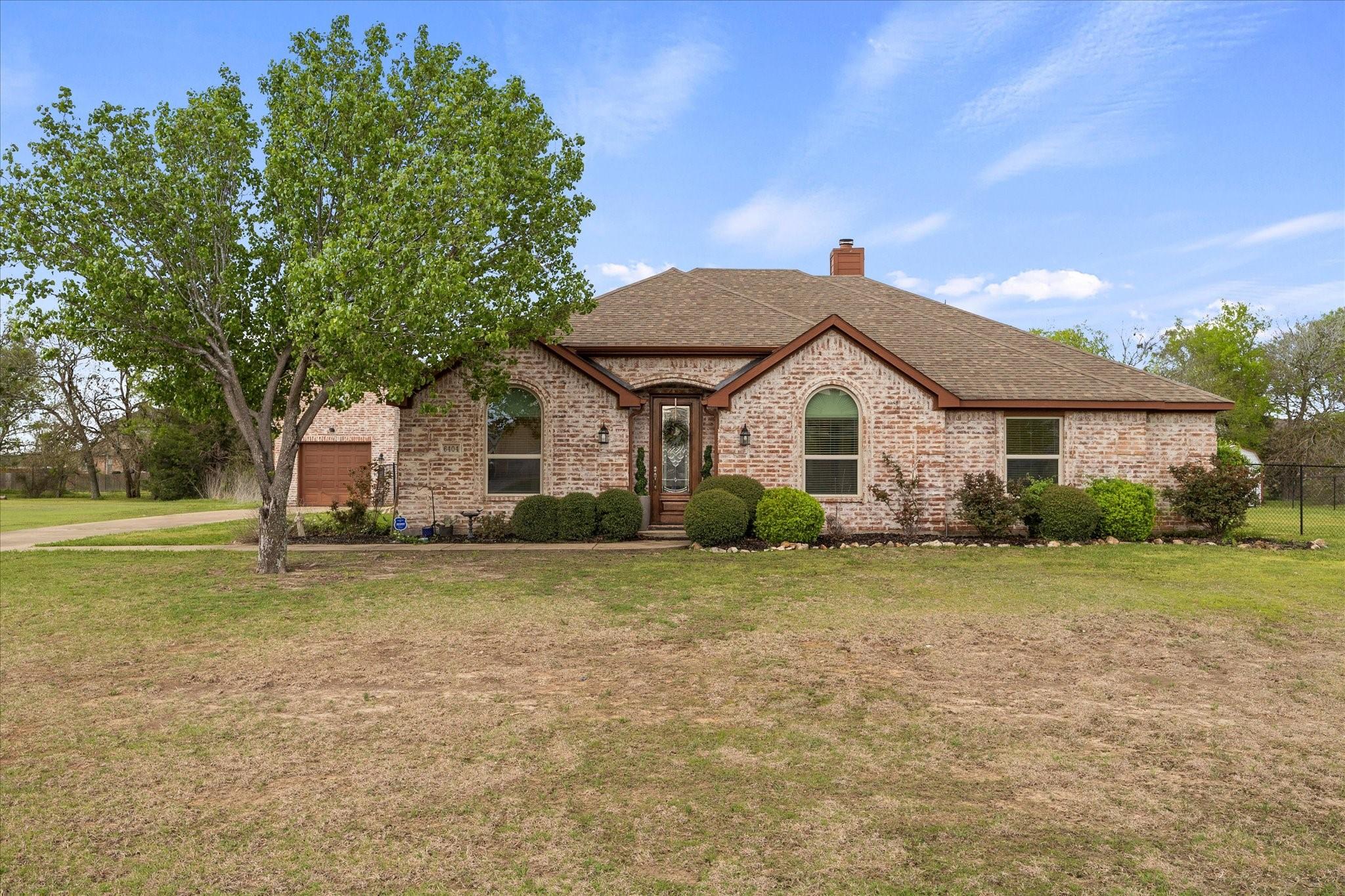 Graham Pt, Royse City, TX 75189