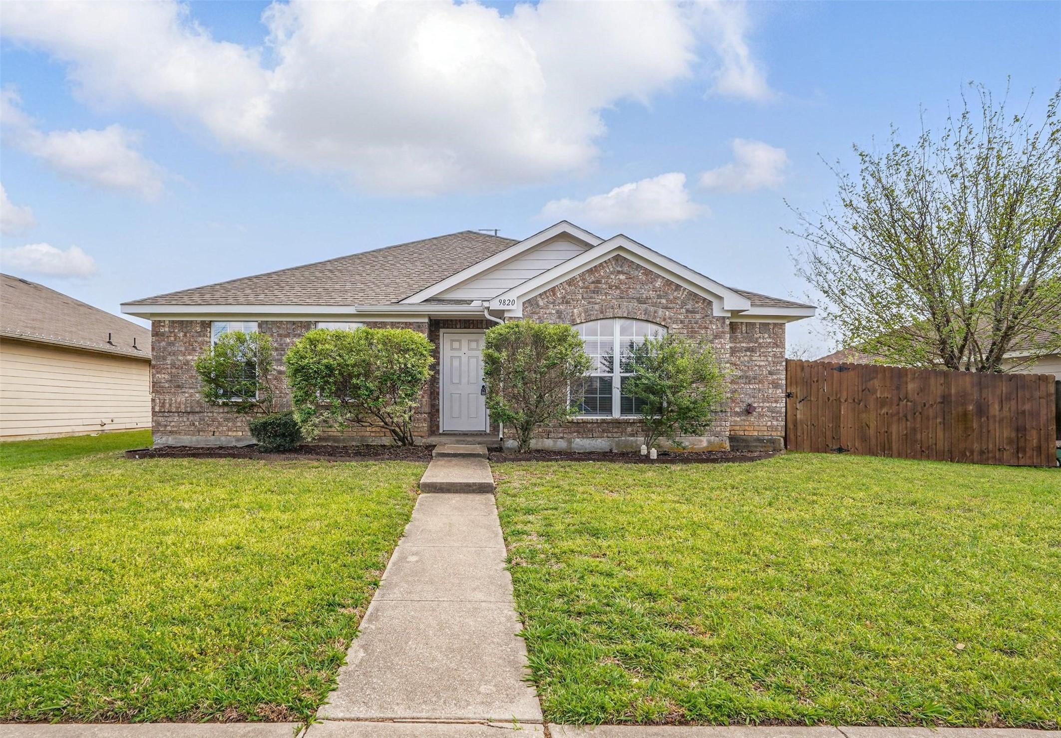 Michelle Dr, Dallas, TX 75217