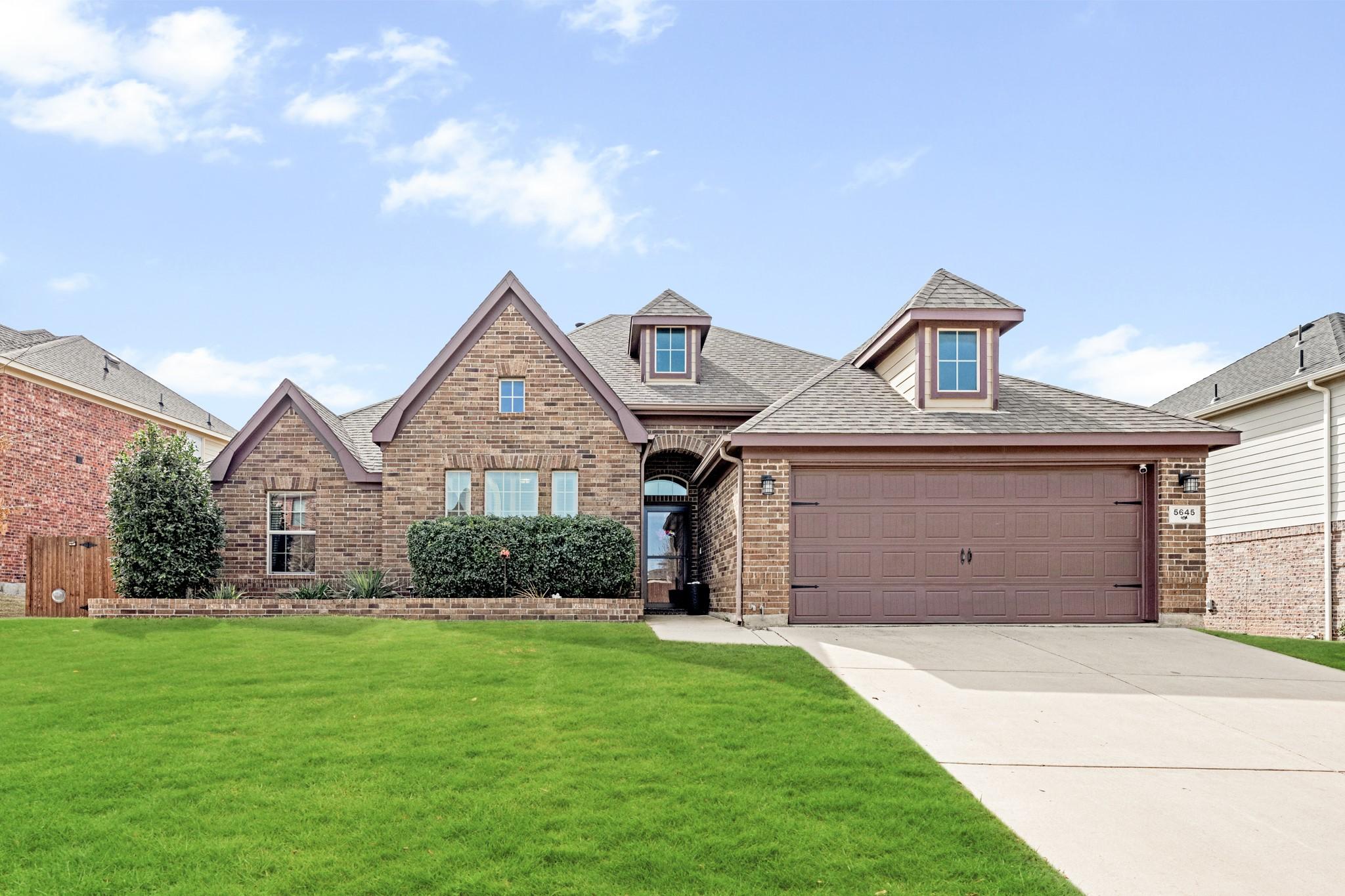 Wills Creek Ln, Fort Worth, TX 76179