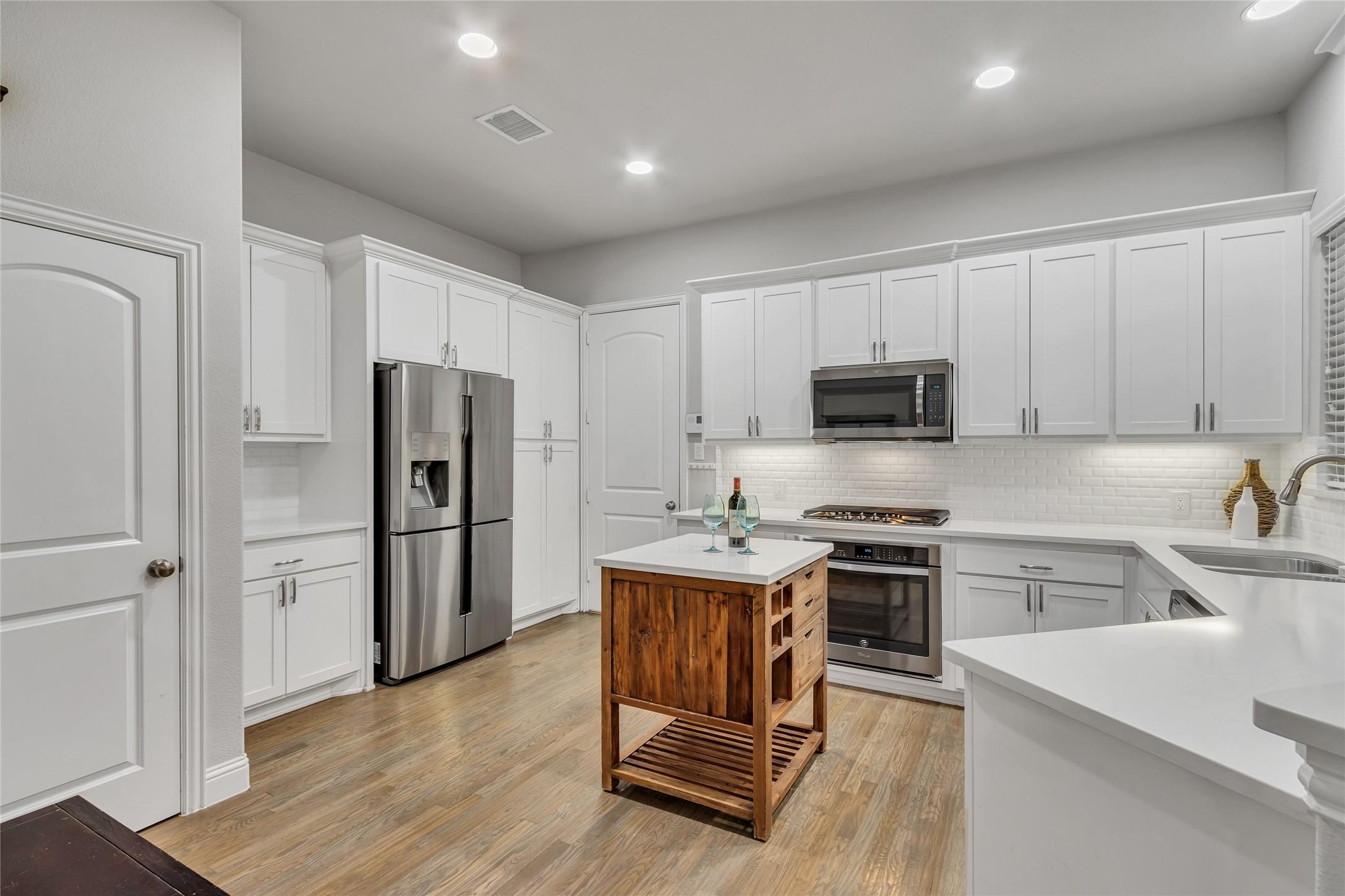 Broadway Ave, Flower Mound, TX 75028