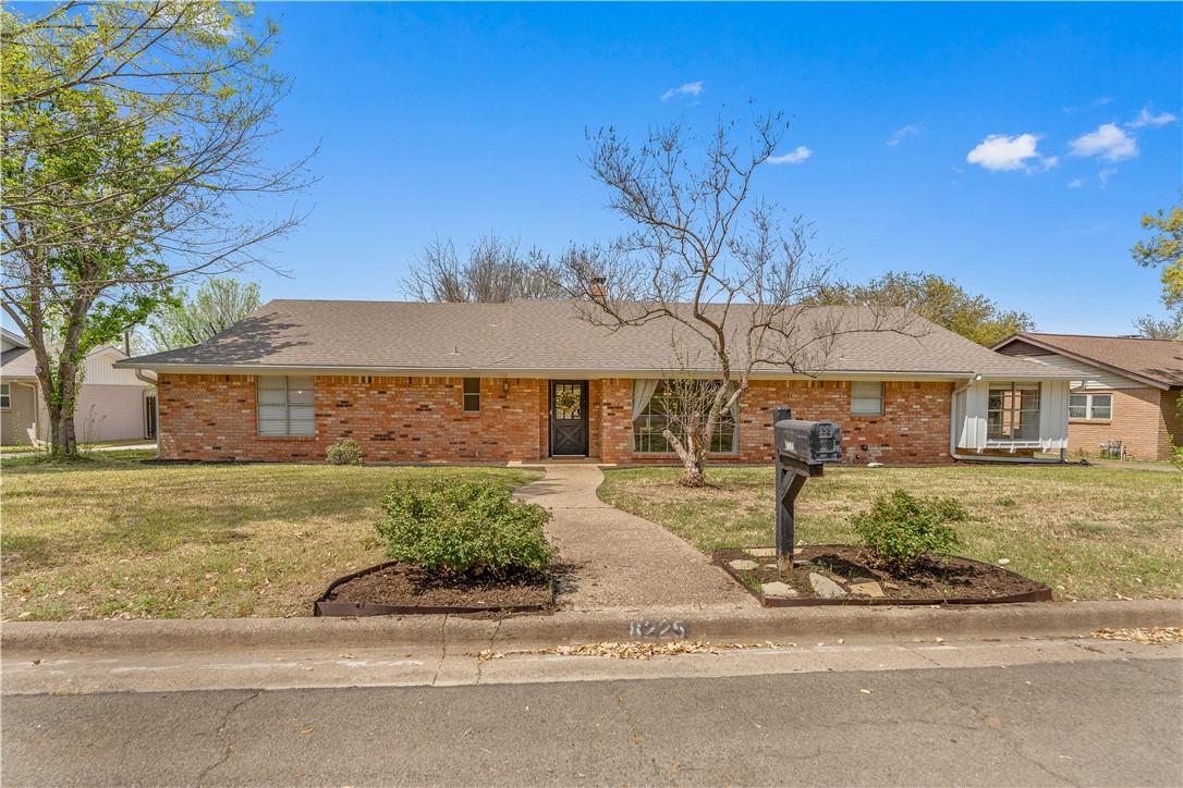 Shadow Wood Dr, Woodway, TX 76712