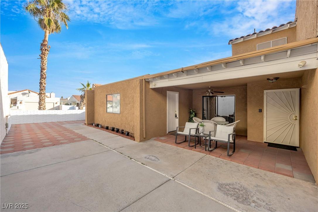 Tennis Ct E, Las Vegas, NV 89120
