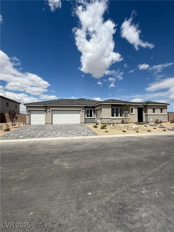 Blushing Dawn Ave, Las Vegas, NV 89118