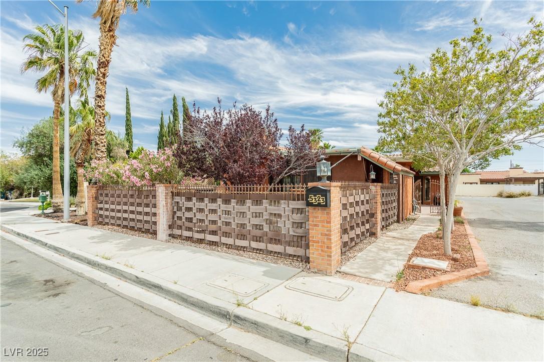 Taravilla Cir, Las Vegas, NV 89146