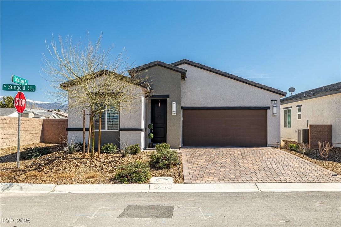S Sungold St, Pahrump, NV 89061