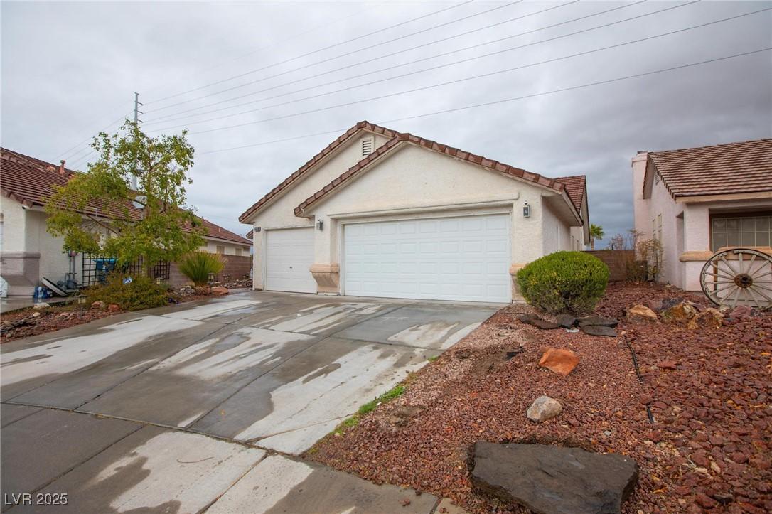 Evening Rain Ave, Las Vegas, NV 89156