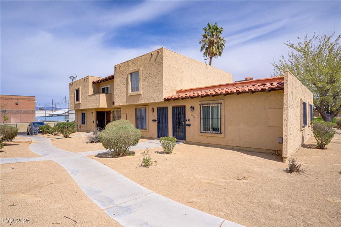 W Lake Mead Blvd, Las Vegas, NV 89108