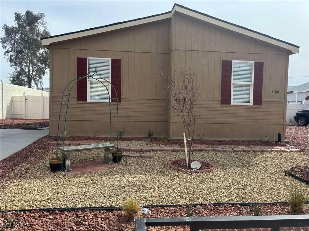 Los Pinos St, Las Vegas, NV 89122