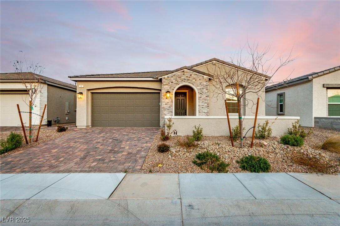 Tatahatso Point St, Henderson, NV 89011