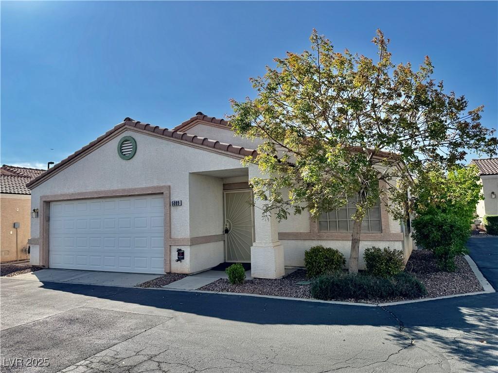 Mascaro Dr, Las Vegas, NV 89122