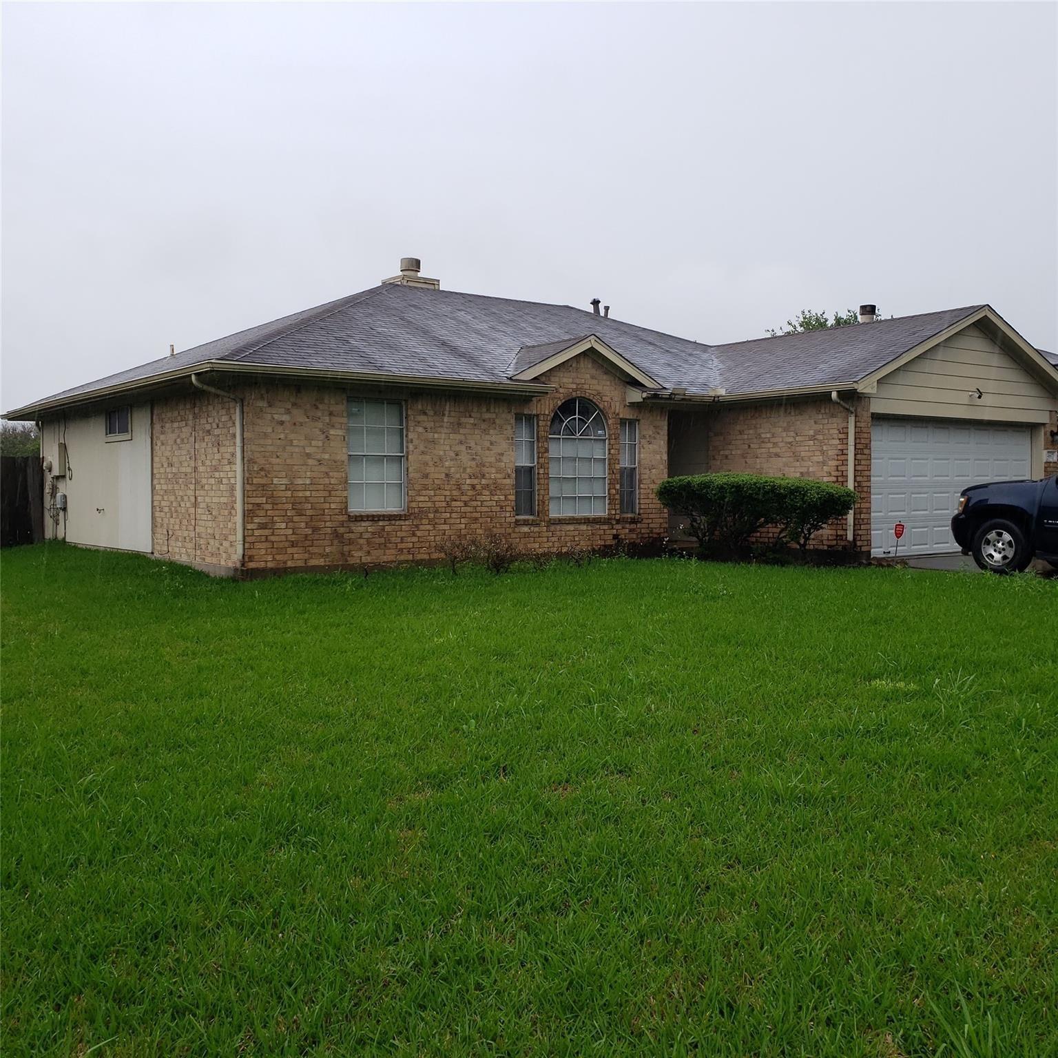 Ridgeton Dr, Houston, TX 77053