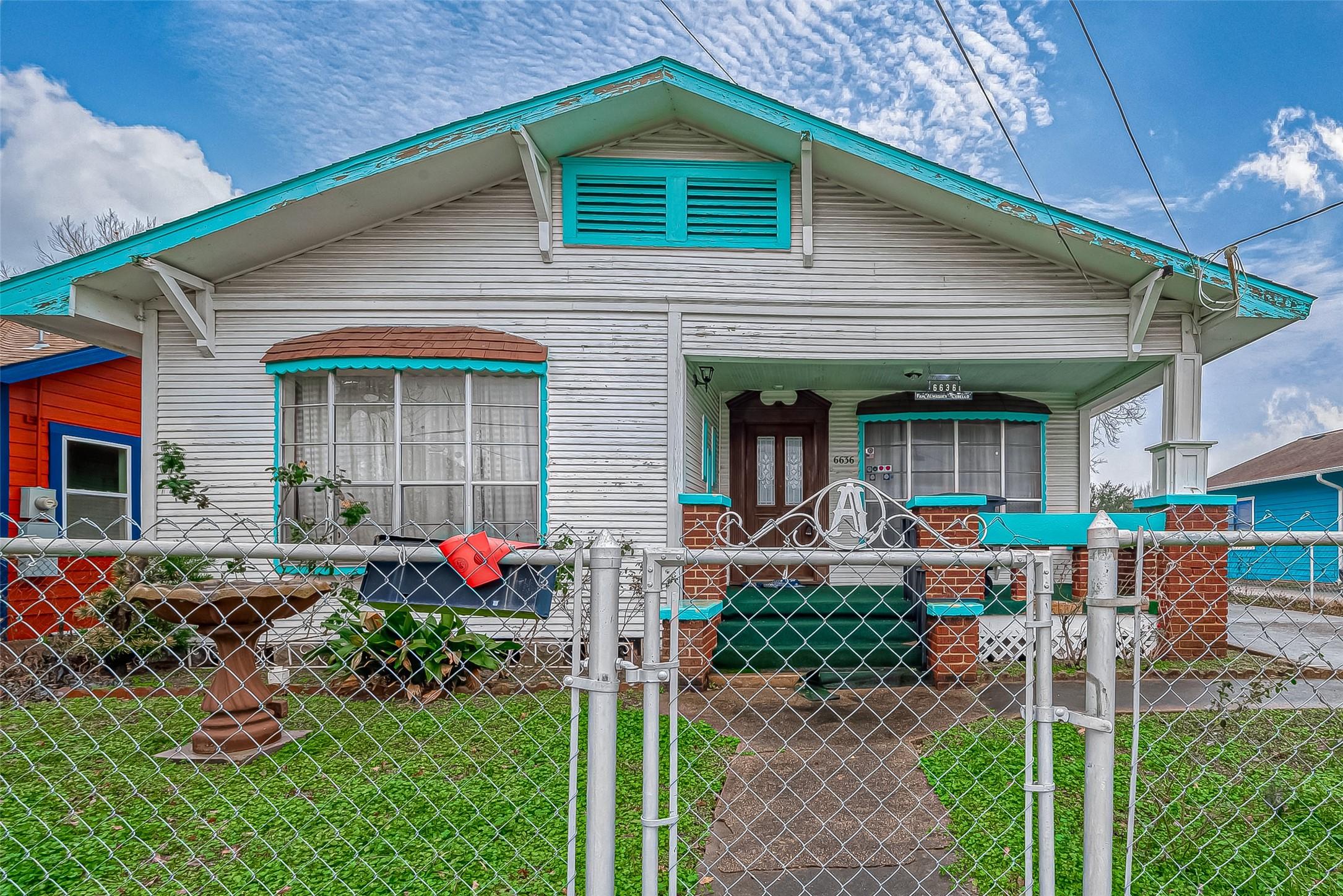Sherman St, Houston, TX 77011