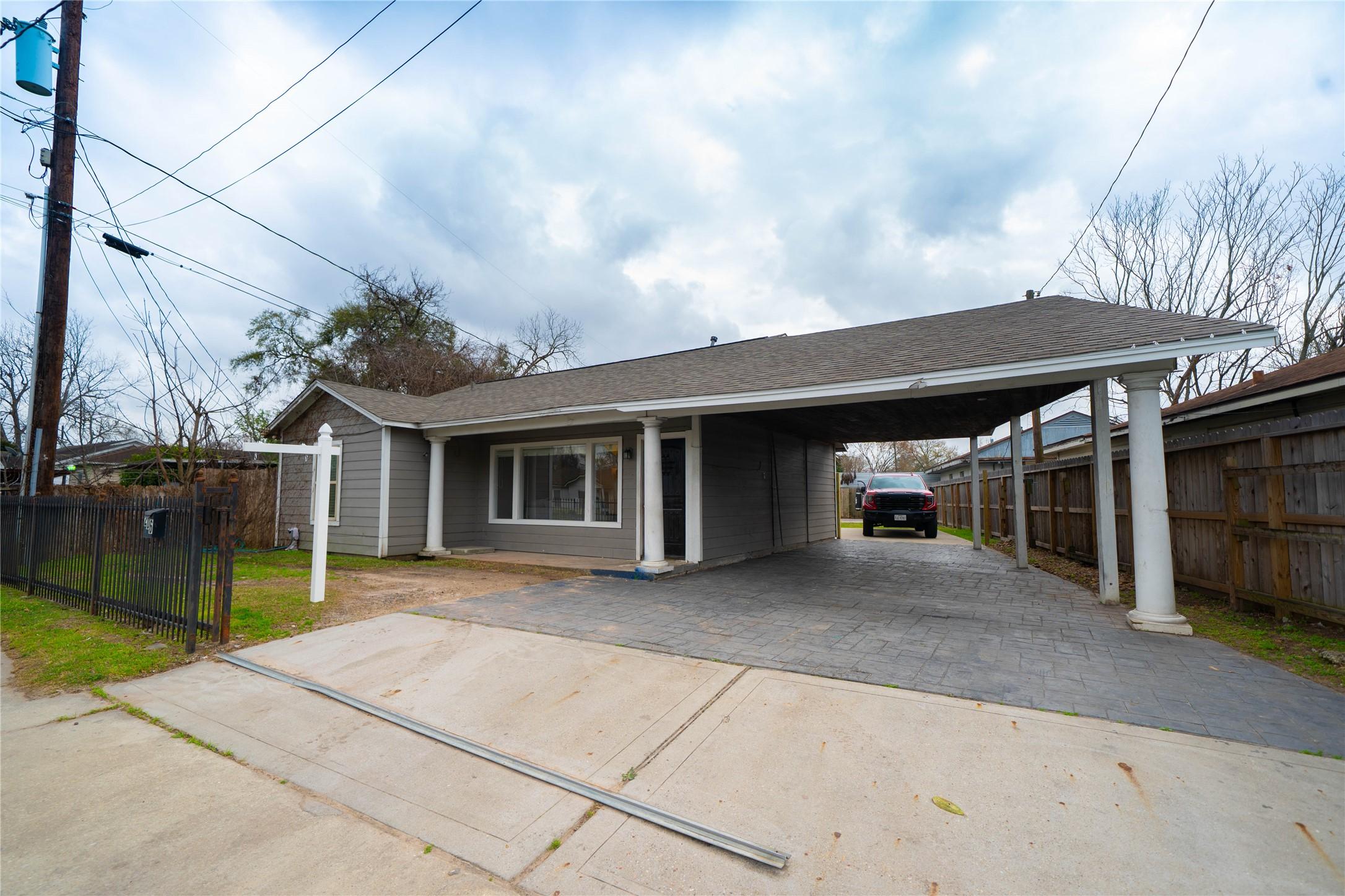 Parker Rd, Houston, TX 77076