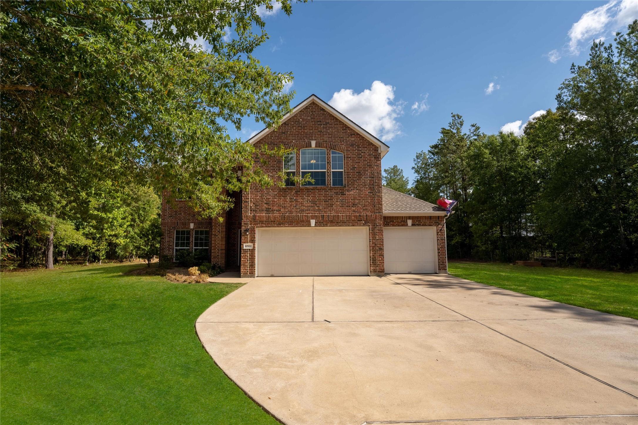 Crawford Cir, Montgomery, TX 77316