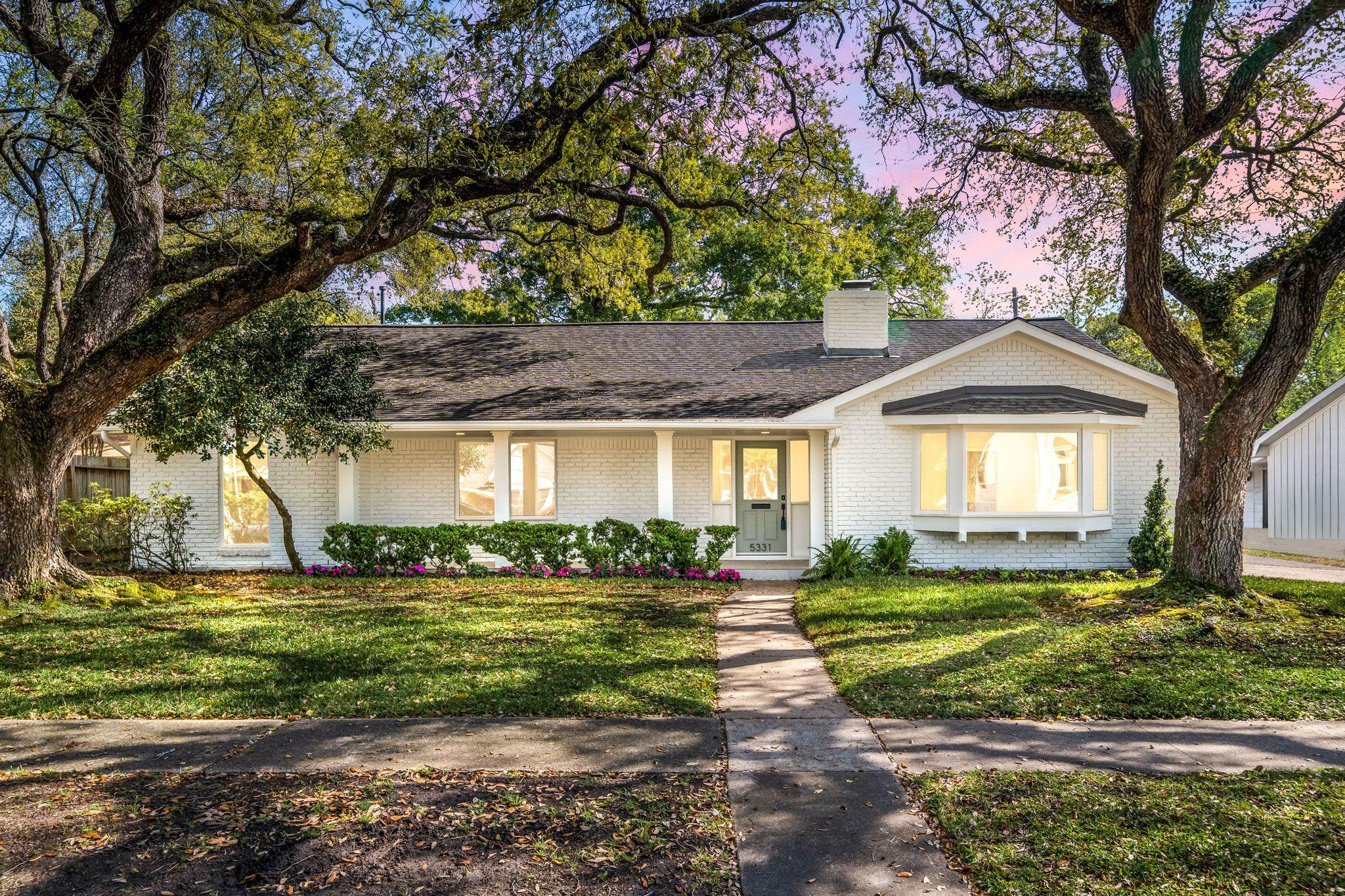 Valkeith Dr, Houston, TX 77096