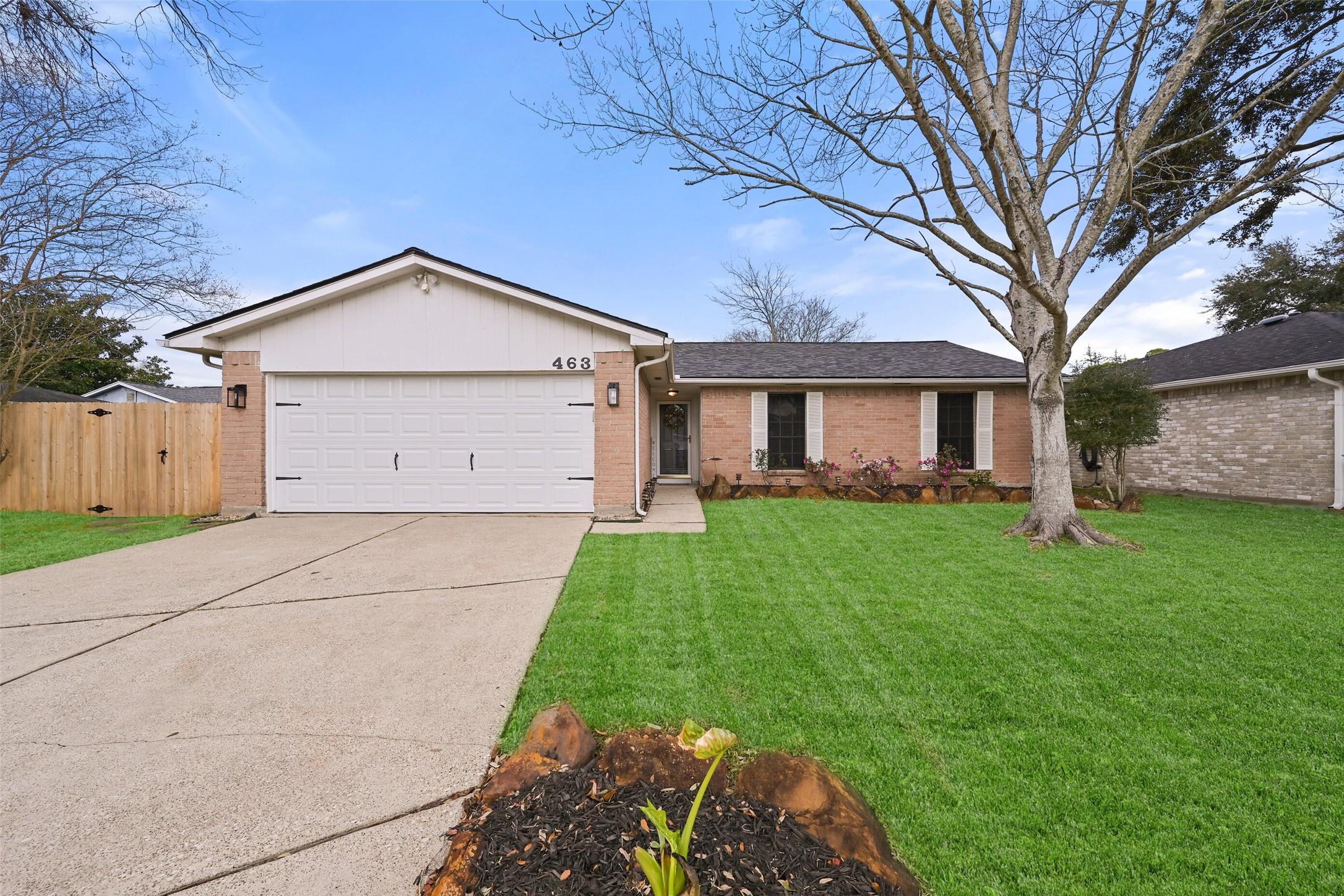Ironbark Ct, Webster, TX 77598