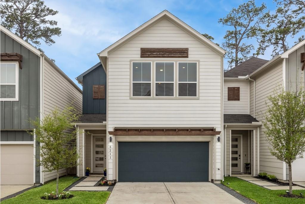 Pinemont Creek Ln, Houston, TX 77018