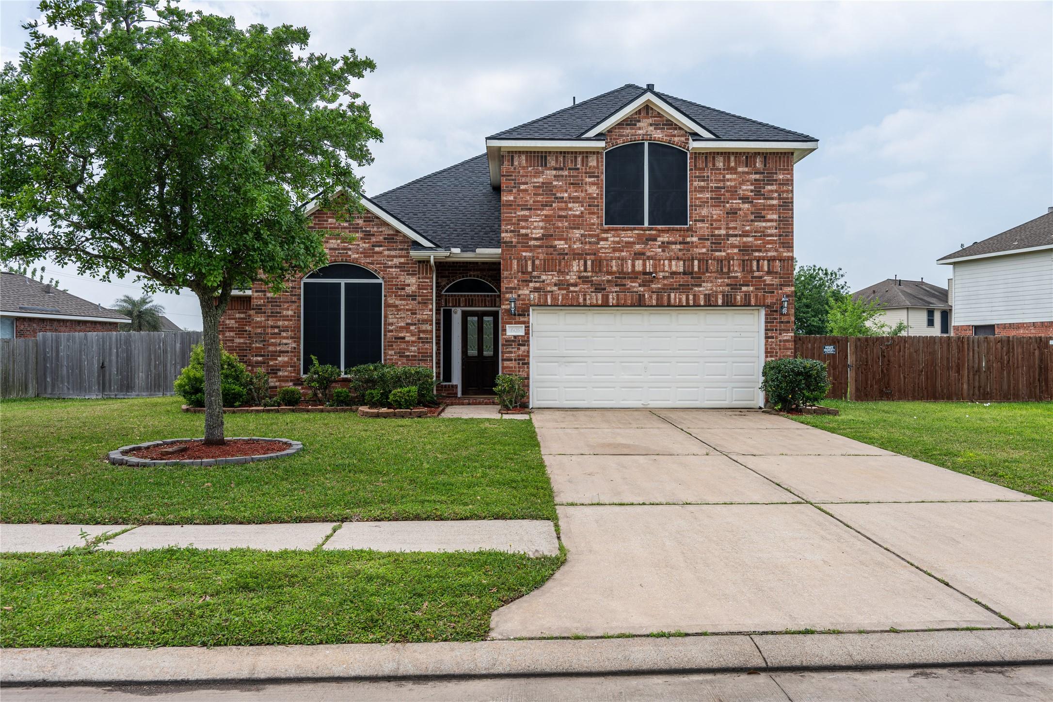 Pelican Harbour Dr, Texas City, TX 77590