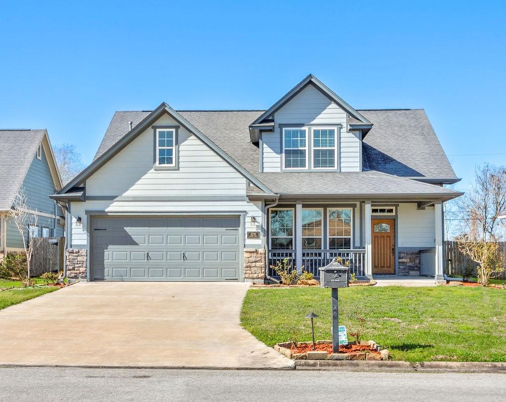Oyster Ln, Bay City, TX 77414