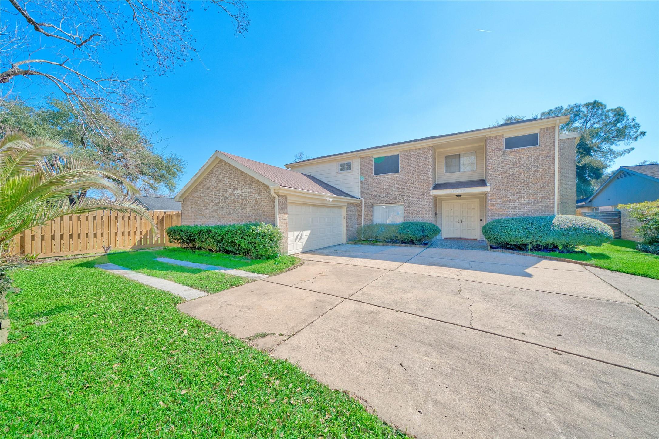 Hummingbird St, Houston, TX 77096