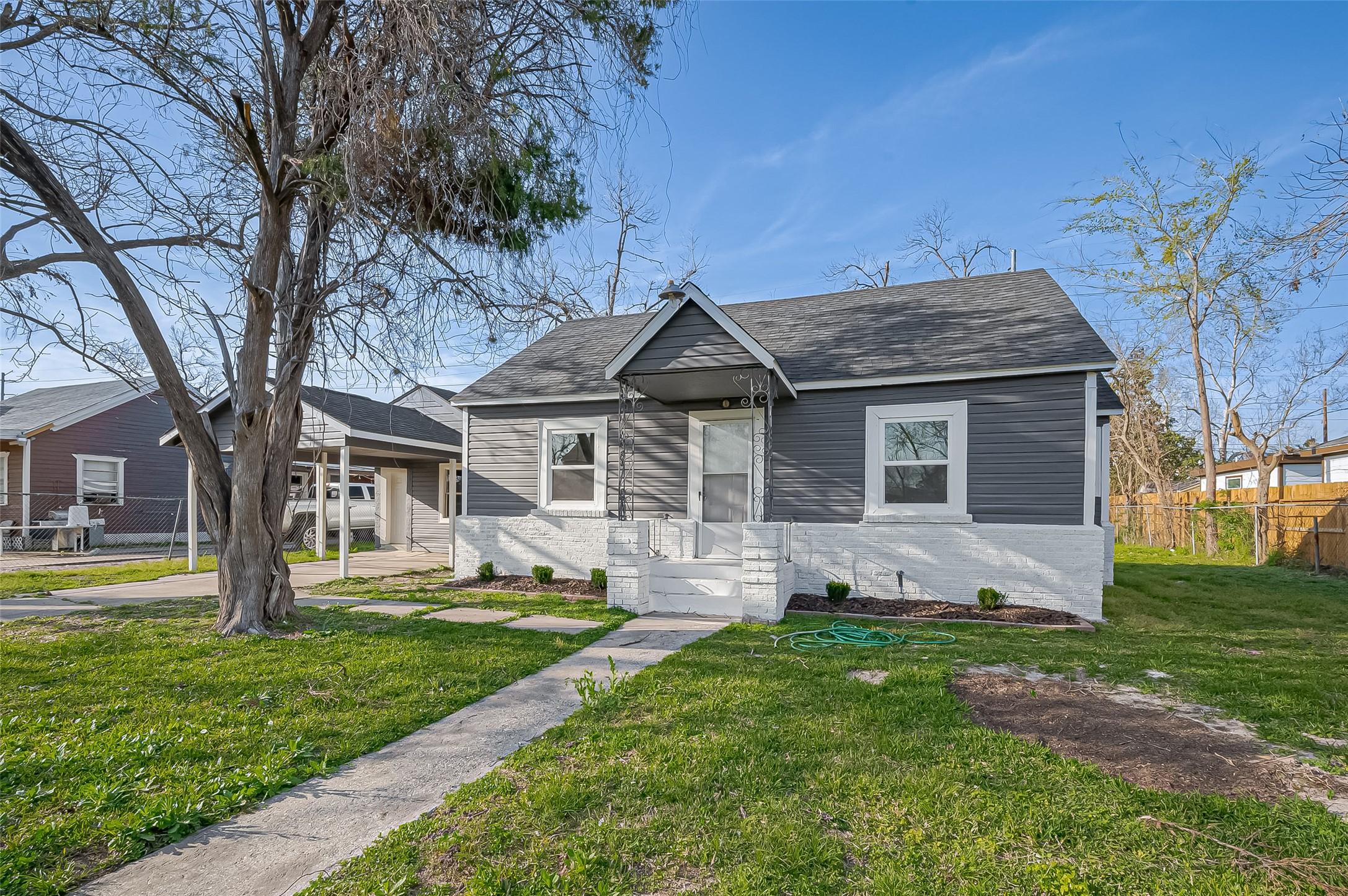 Spence St, Houston, TX 77093