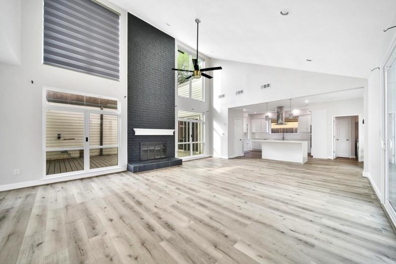 Bankside Dr, Houston, TX 77071