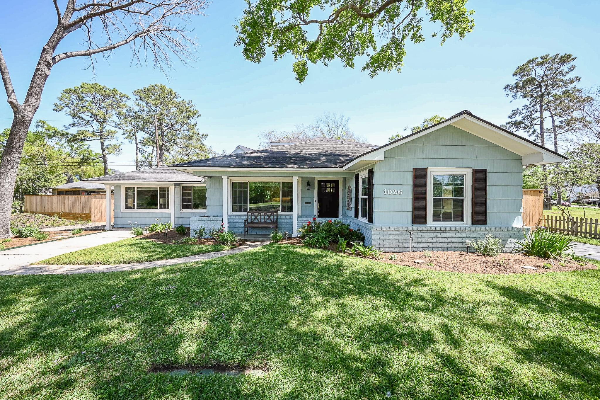 E T C Jester Blvd, Houston, TX 77008