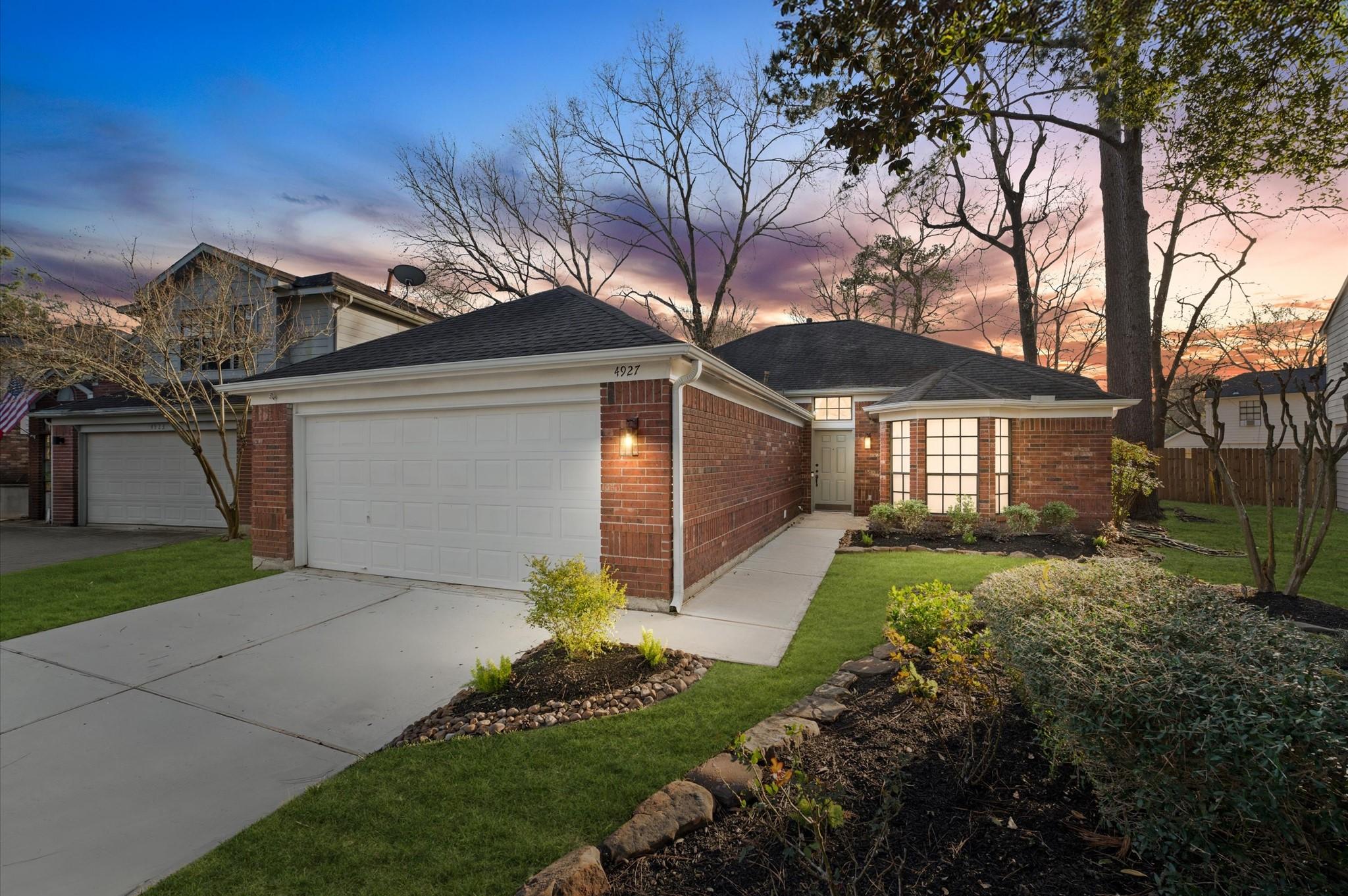 Dobbin Springs Ln, Kingwood, TX 77345