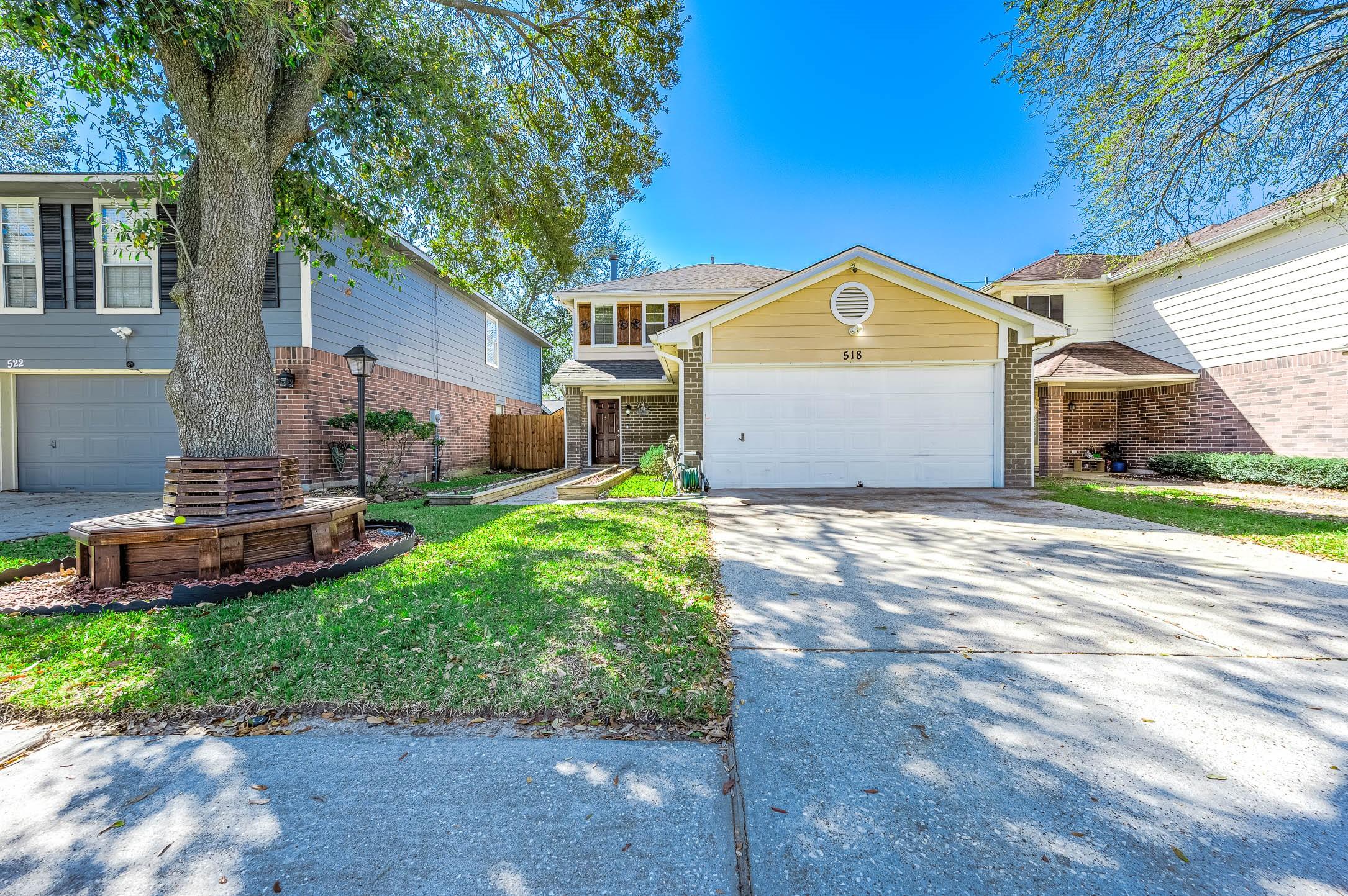 N Willow Dr, Houston, TX 77073