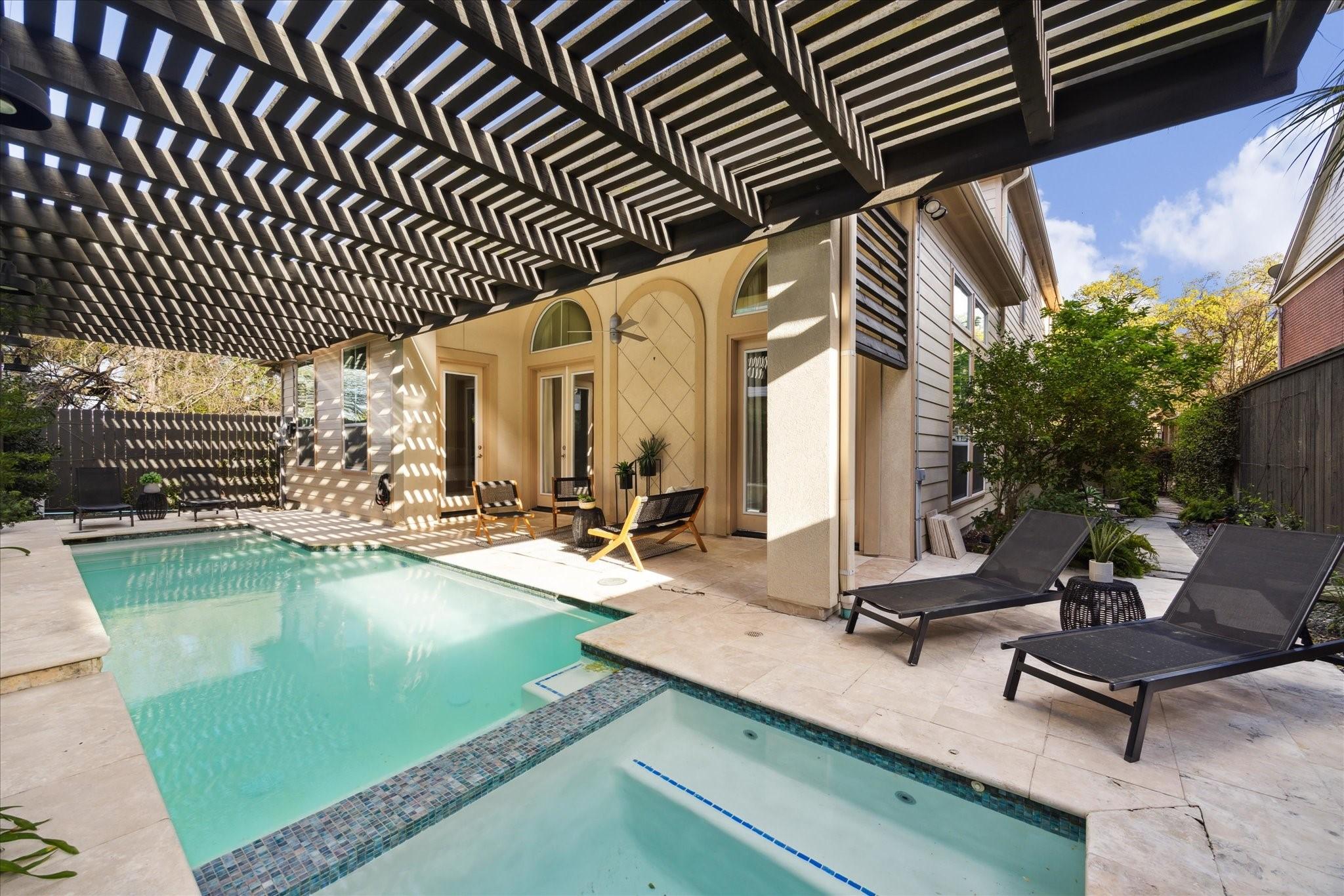 Nevada St, Houston, TX 77006
