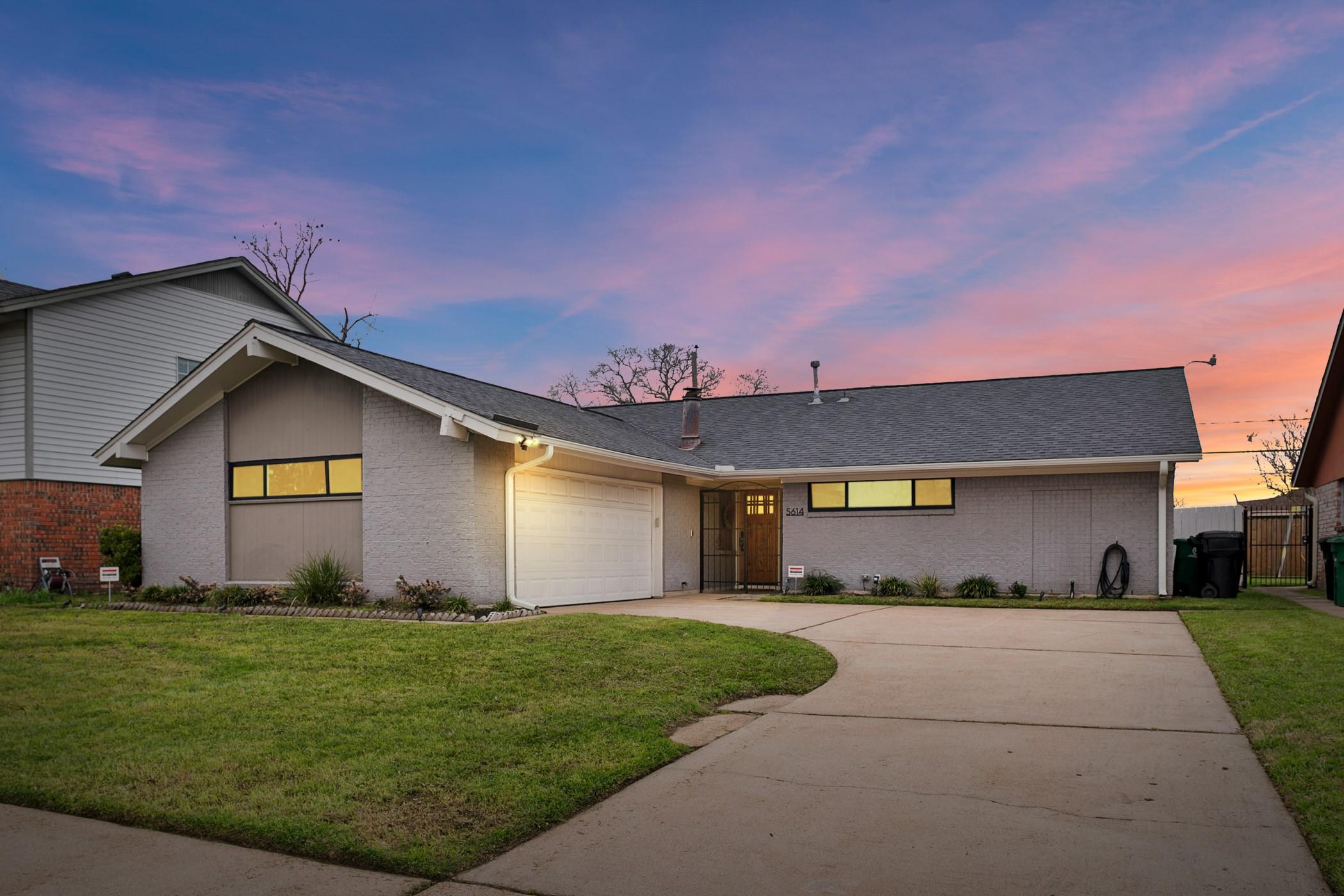 Viking Dr, Houston, TX 77092