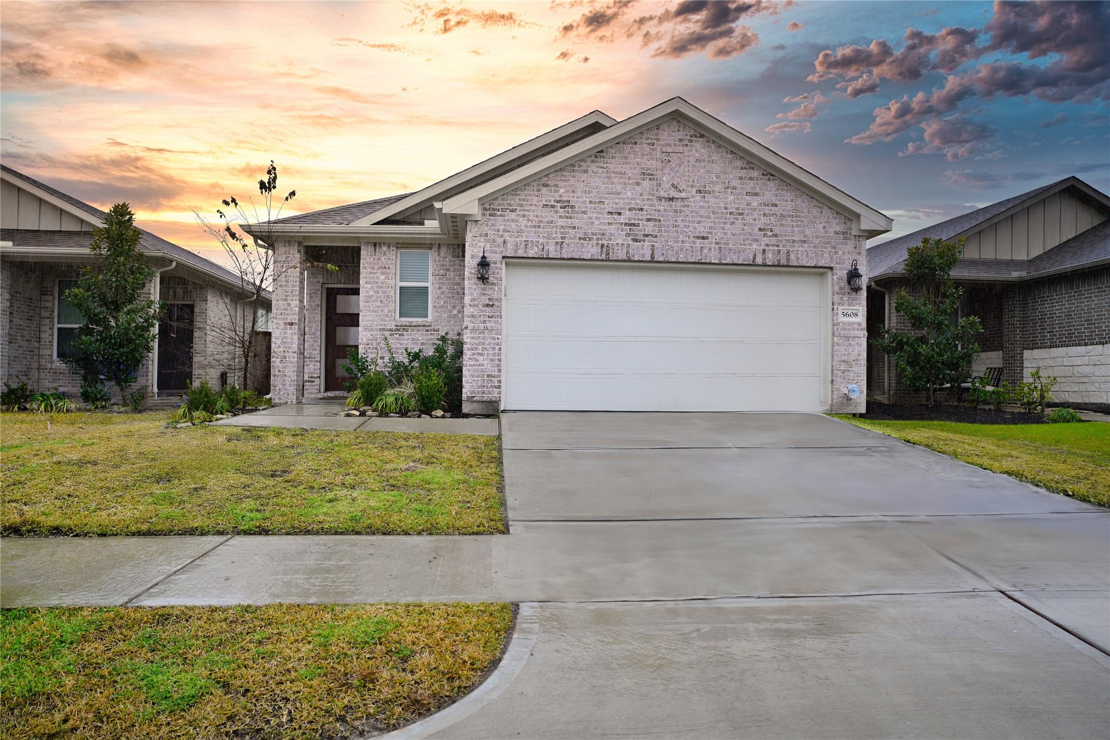 Giving Grace Way, Houston, TX 77048
