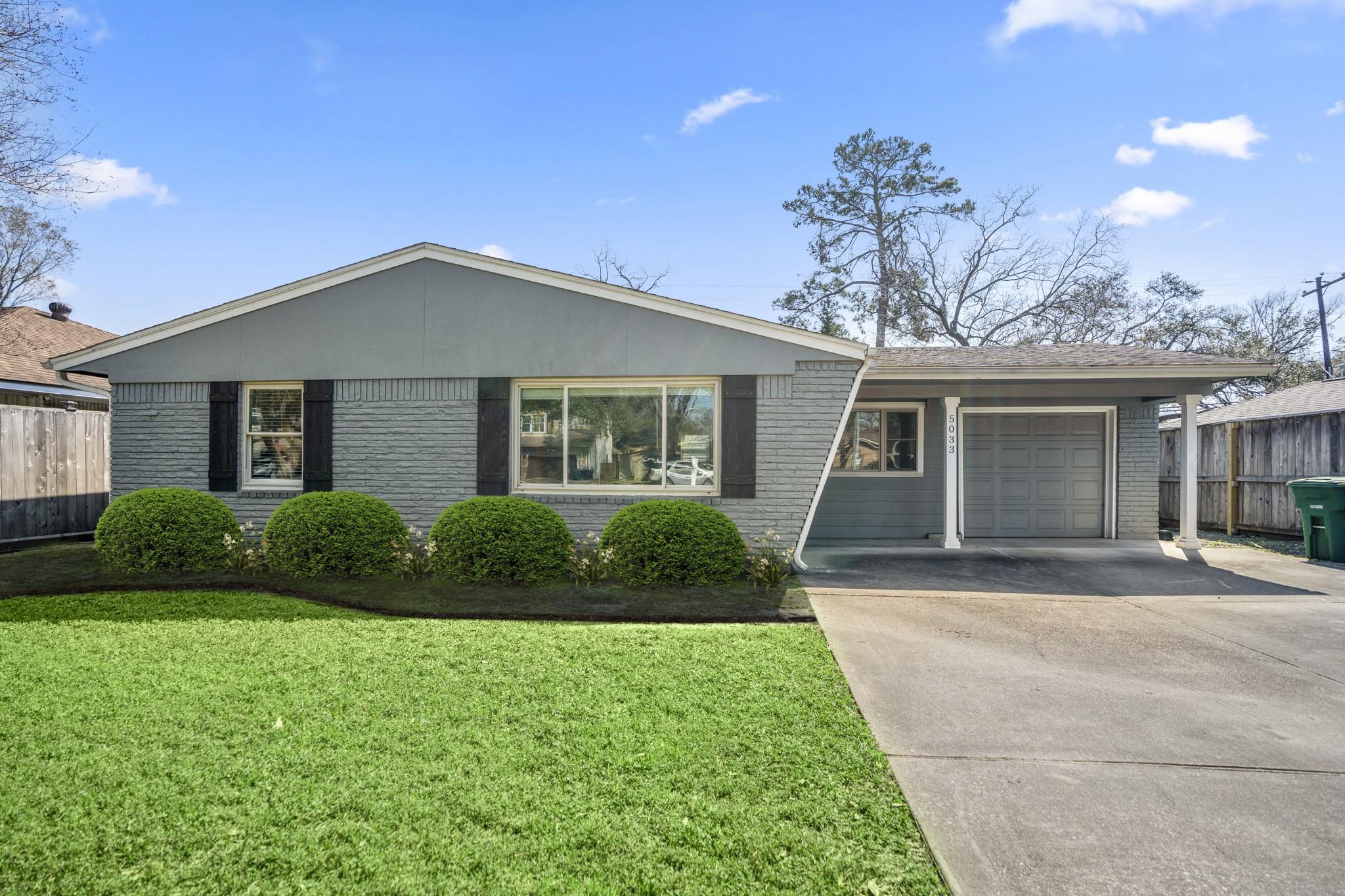 W 43rd St, Houston, TX 77092