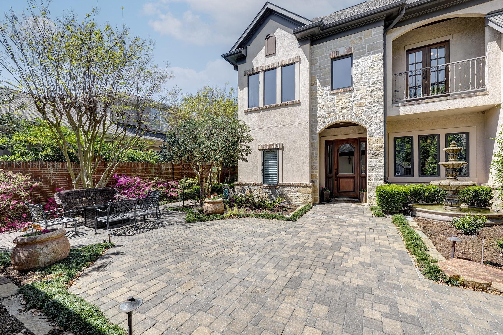 Rosemary Park Ln, Houston, TX 77082