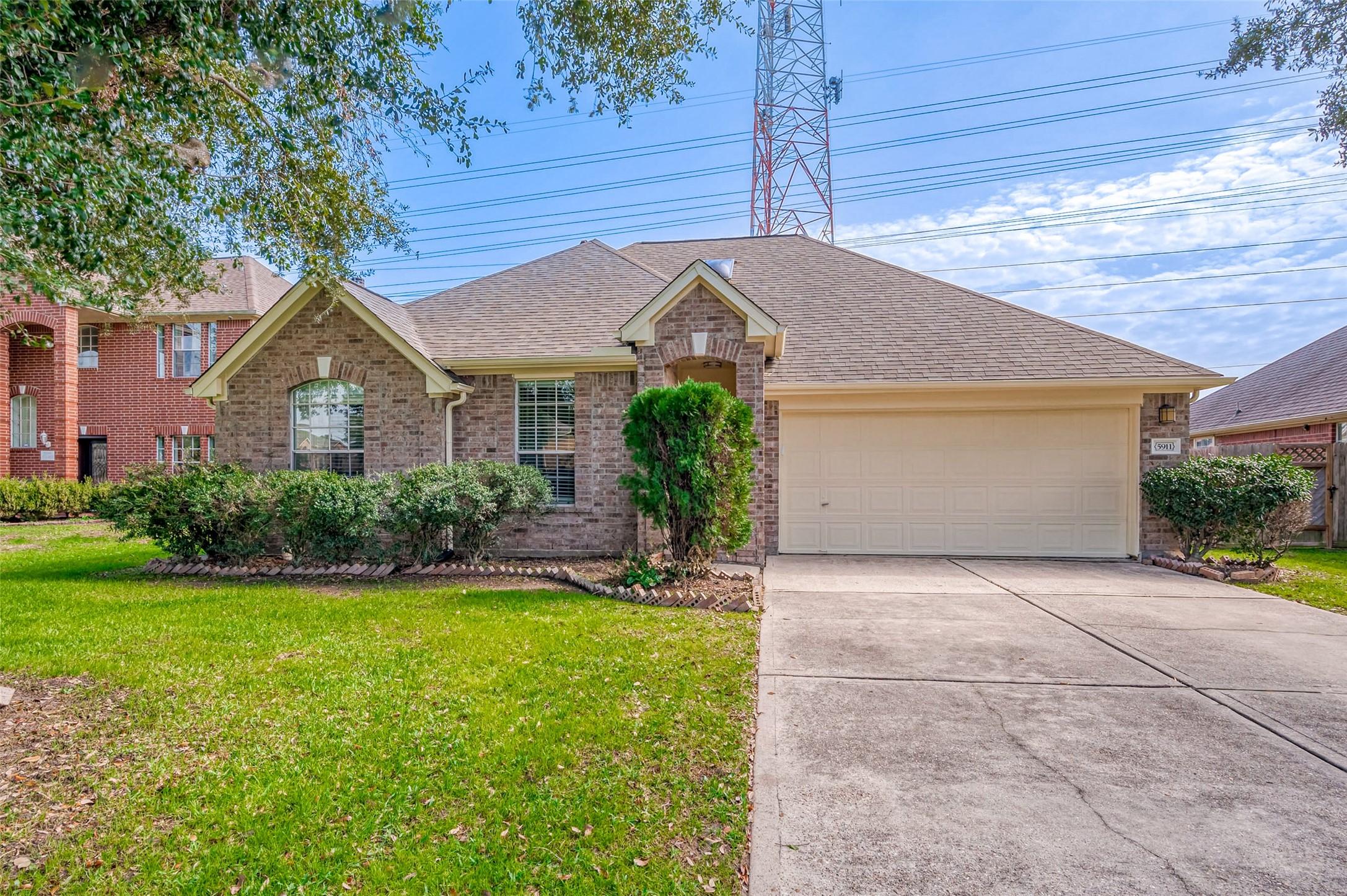 Branch Lake Dr, Houston, TX 77066