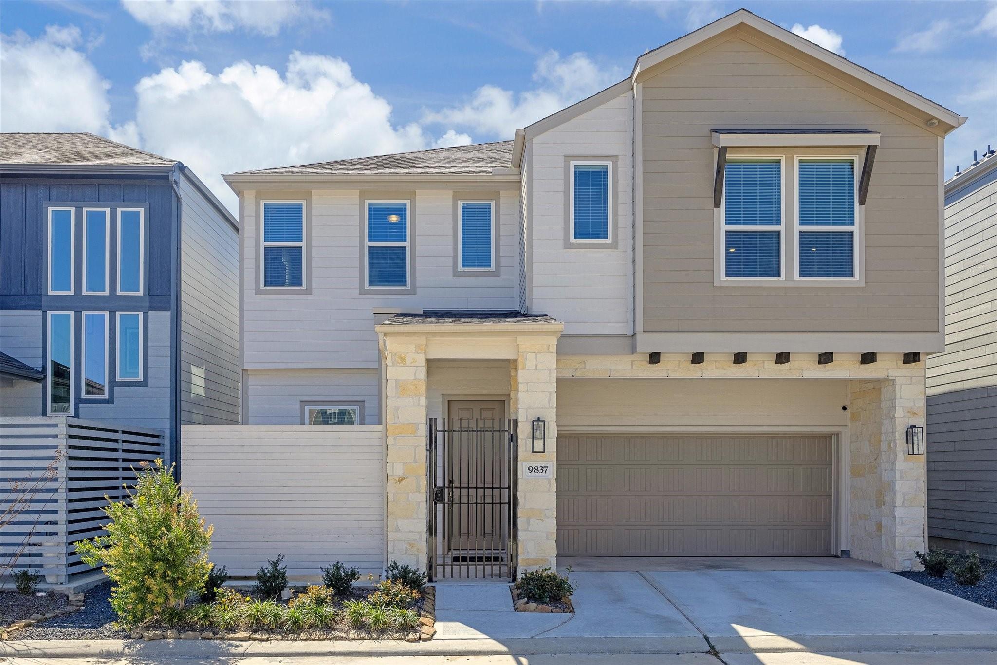 Heritage Run Ln, Houston, TX 77080
