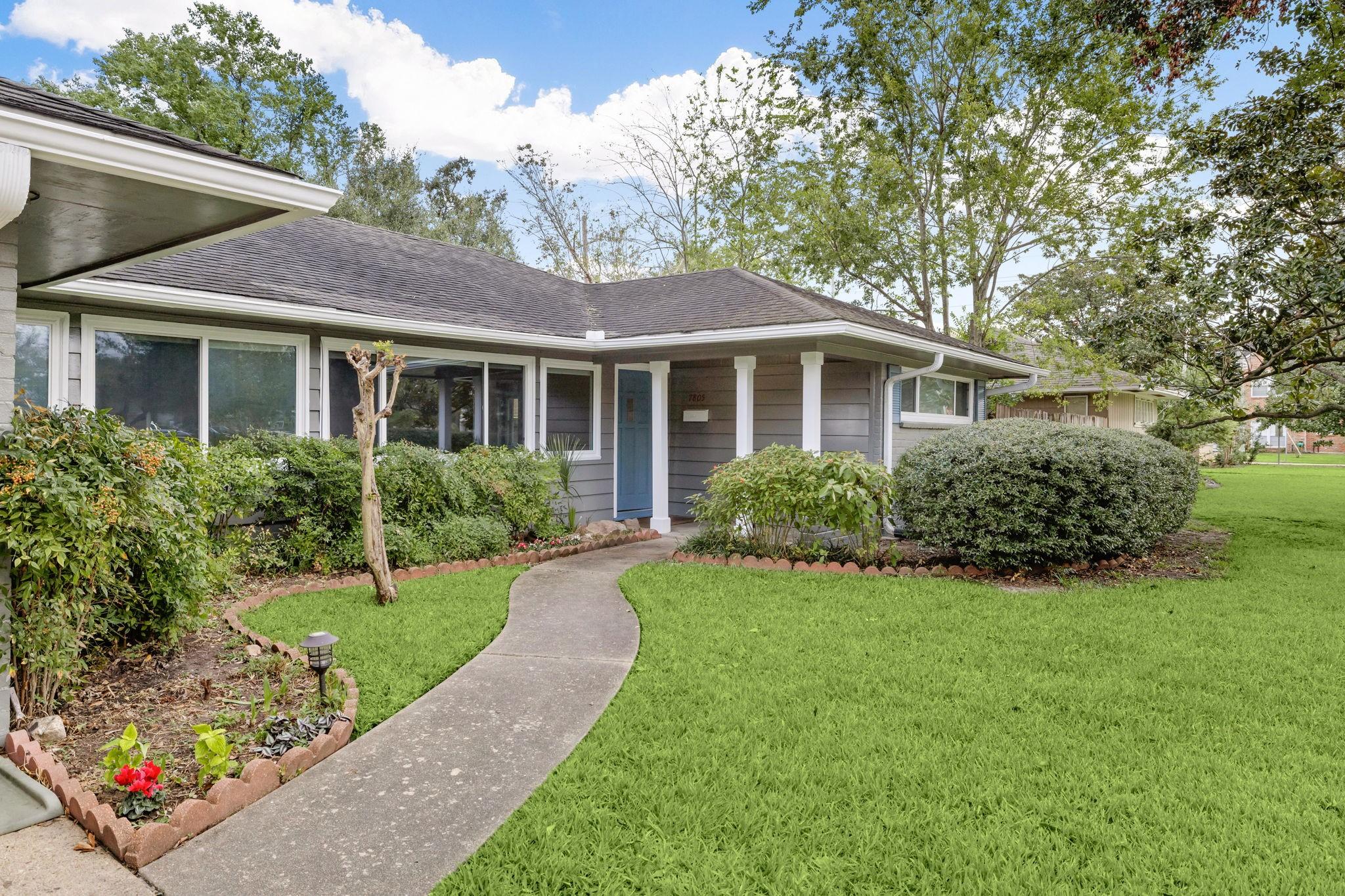 S Rice Ave, Bellaire, TX 77401