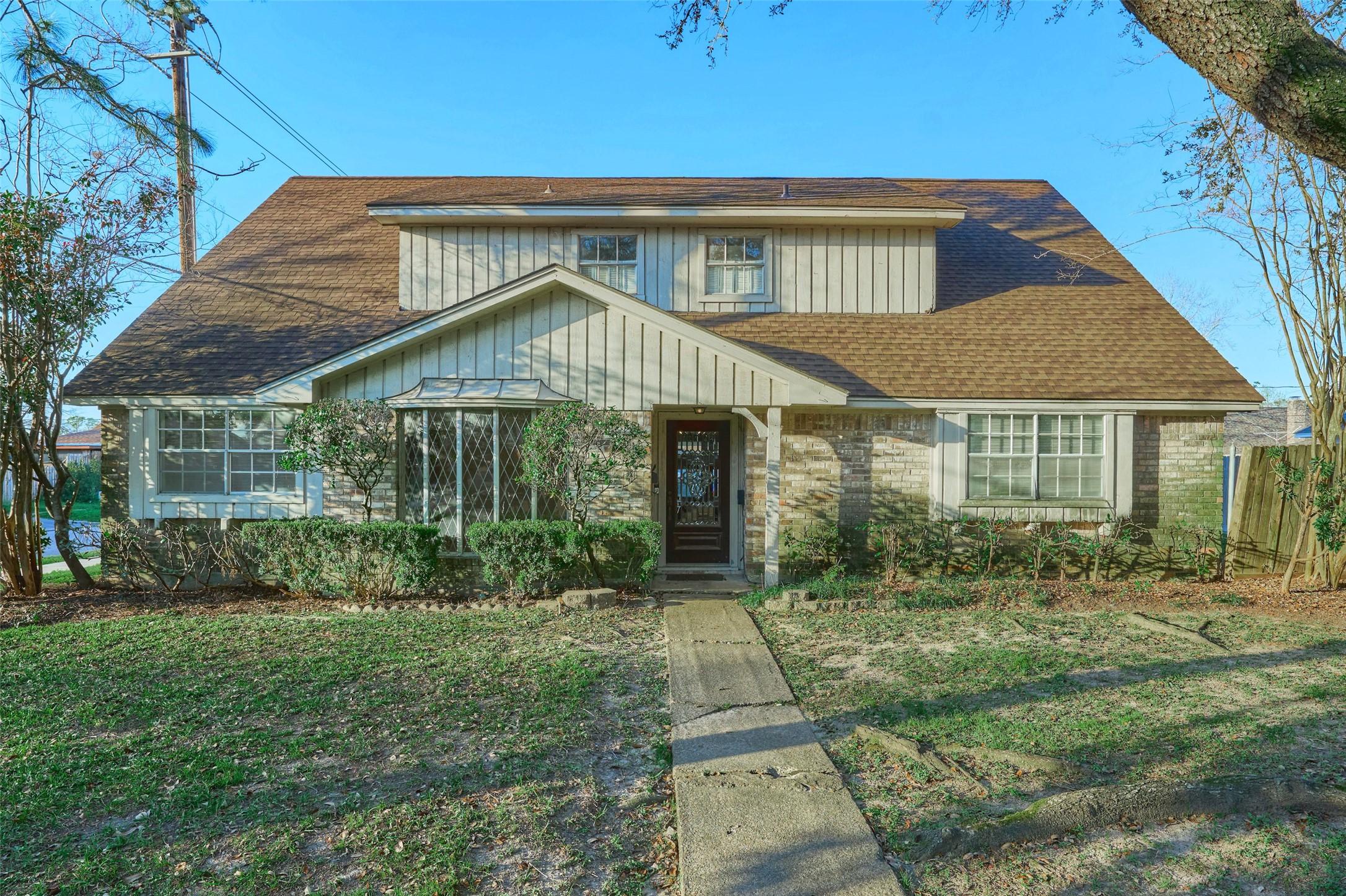 Sandstone St, Houston, TX 77036