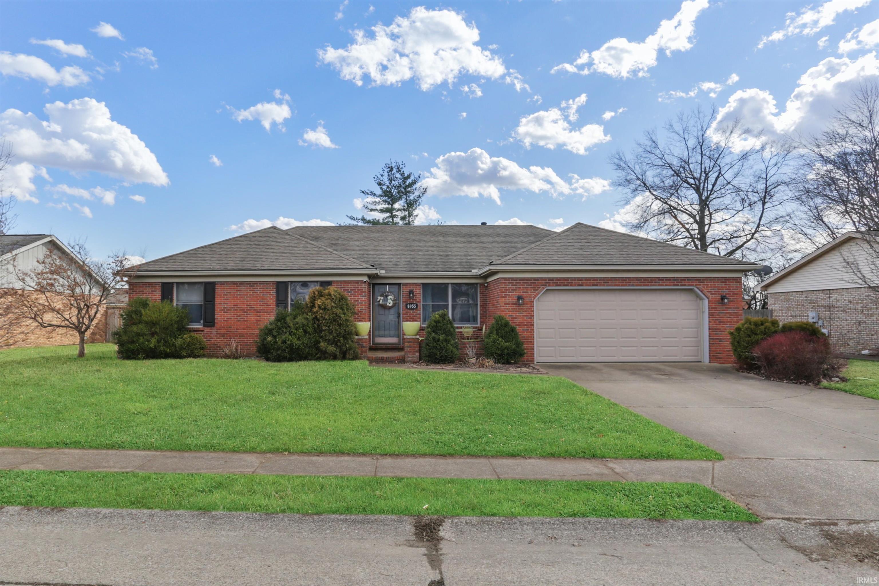 Idaho Dr, Newburgh, IN 47630