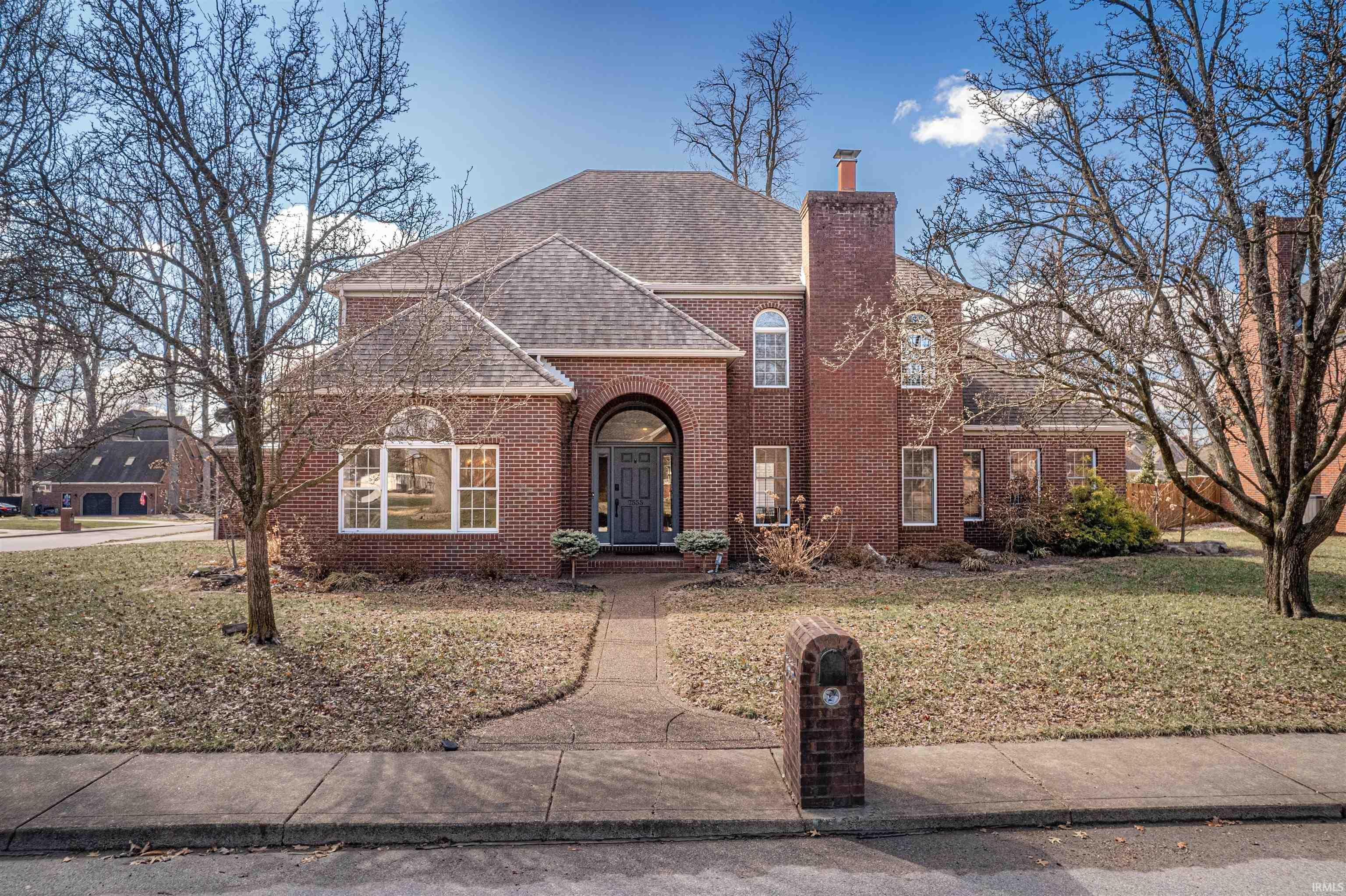 Youngs Ct, Newburgh, IN 47630