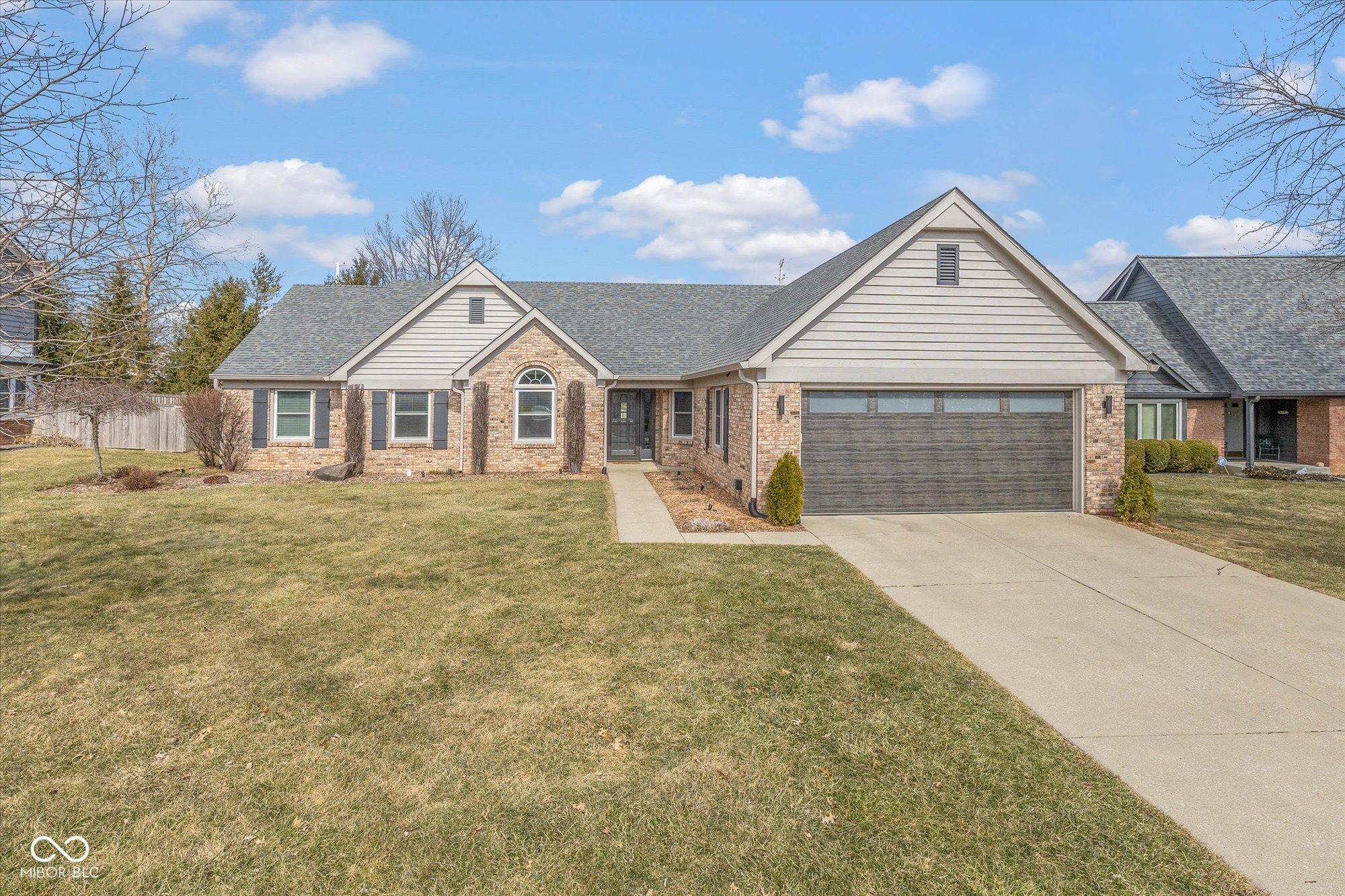 Pinecreek Ct, Indianapolis, IN 46256