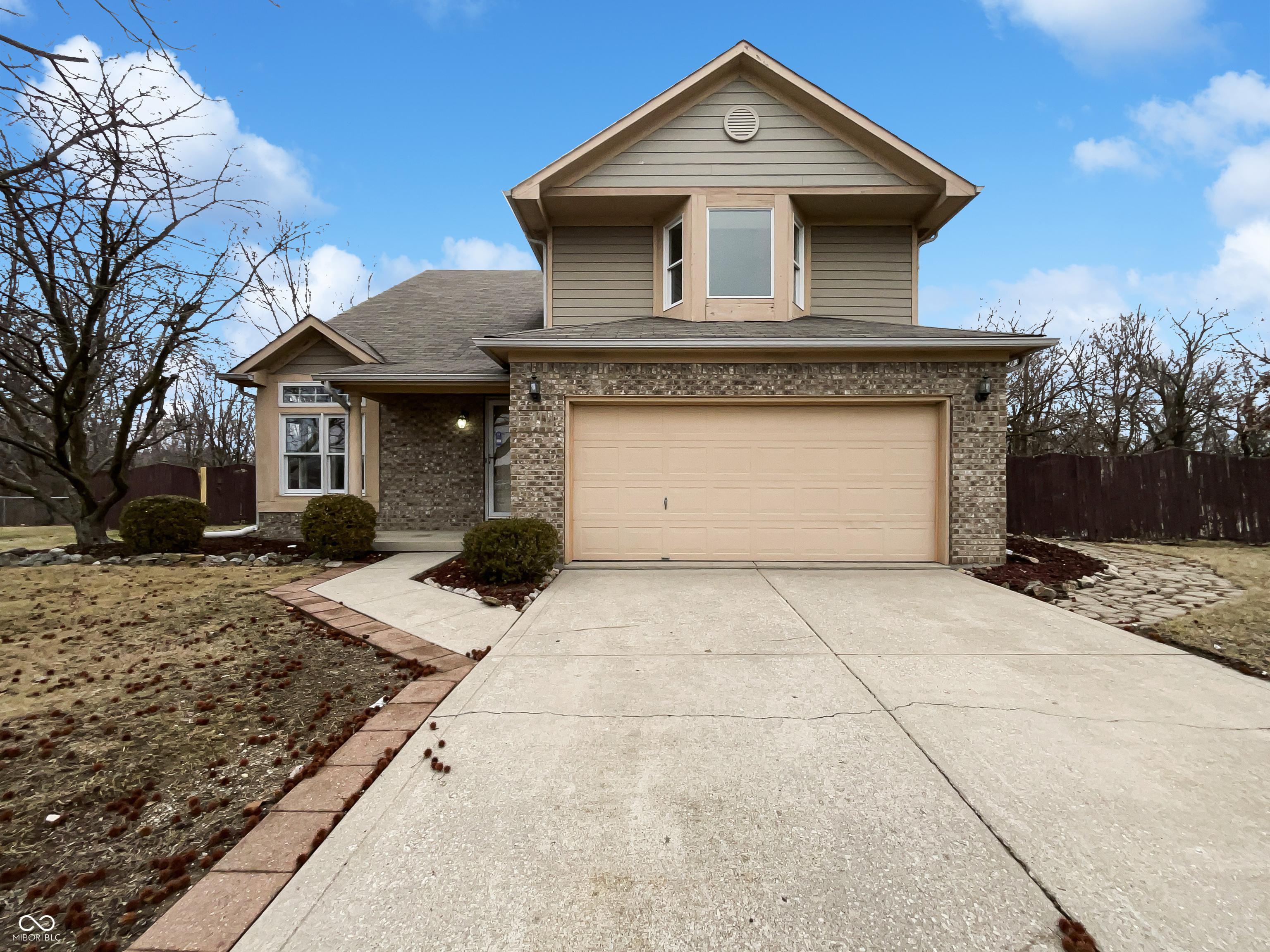 Stirling Point Dr, Indianapolis, IN 46241