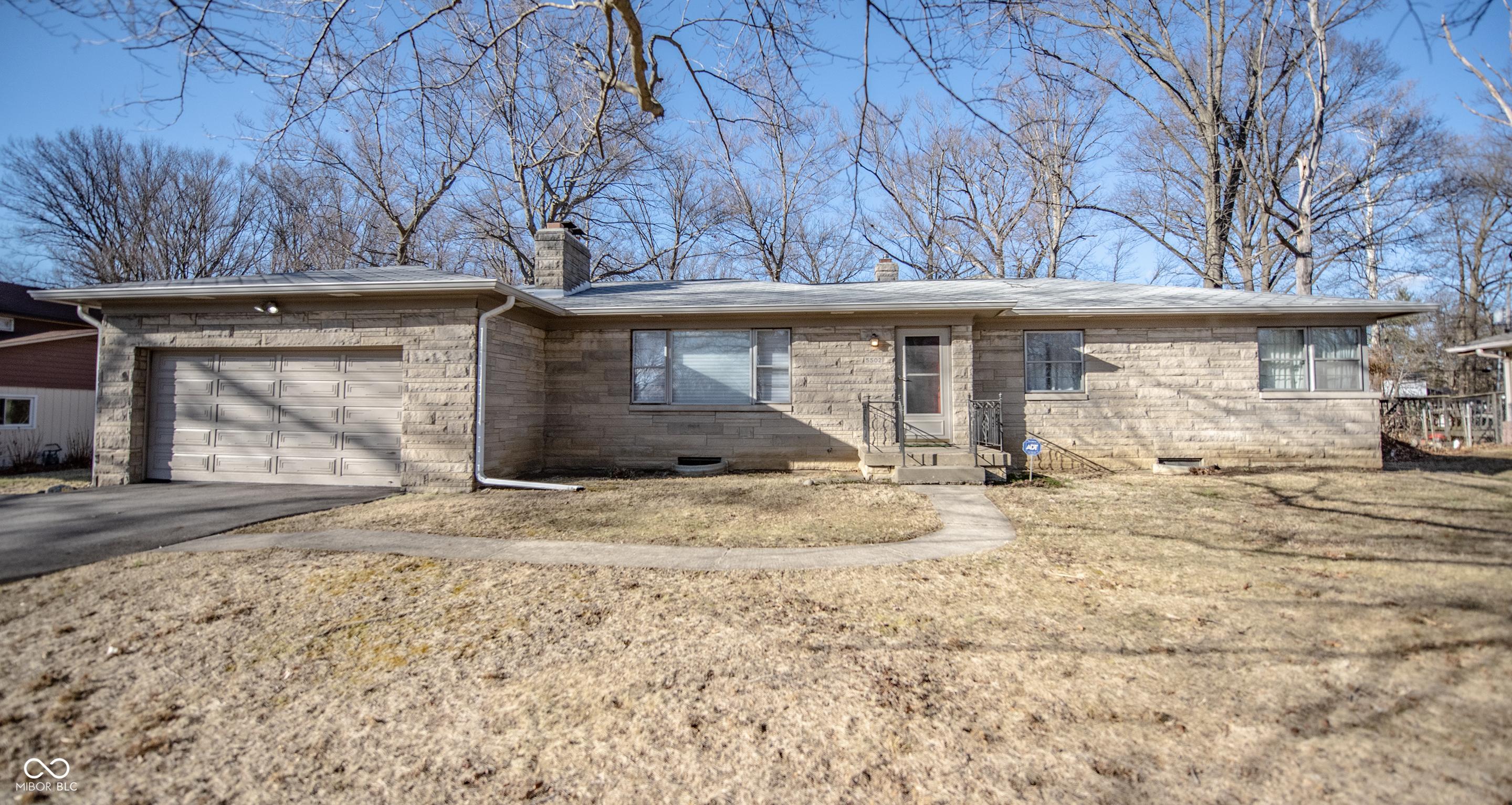 Radnor Rd, Indianapolis, IN 46226