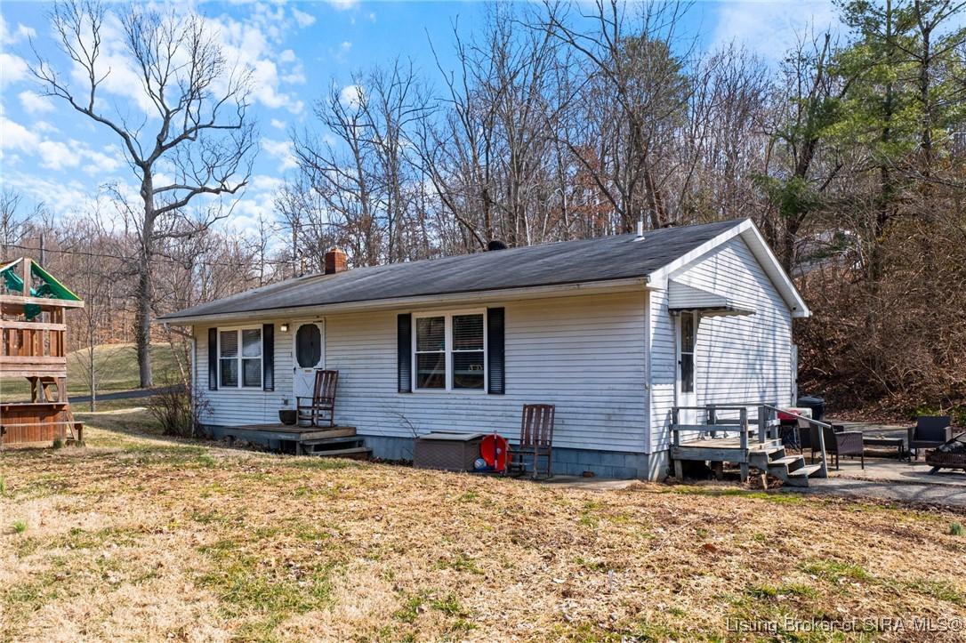 Tomahawk Ln, New Albany, IN 47150